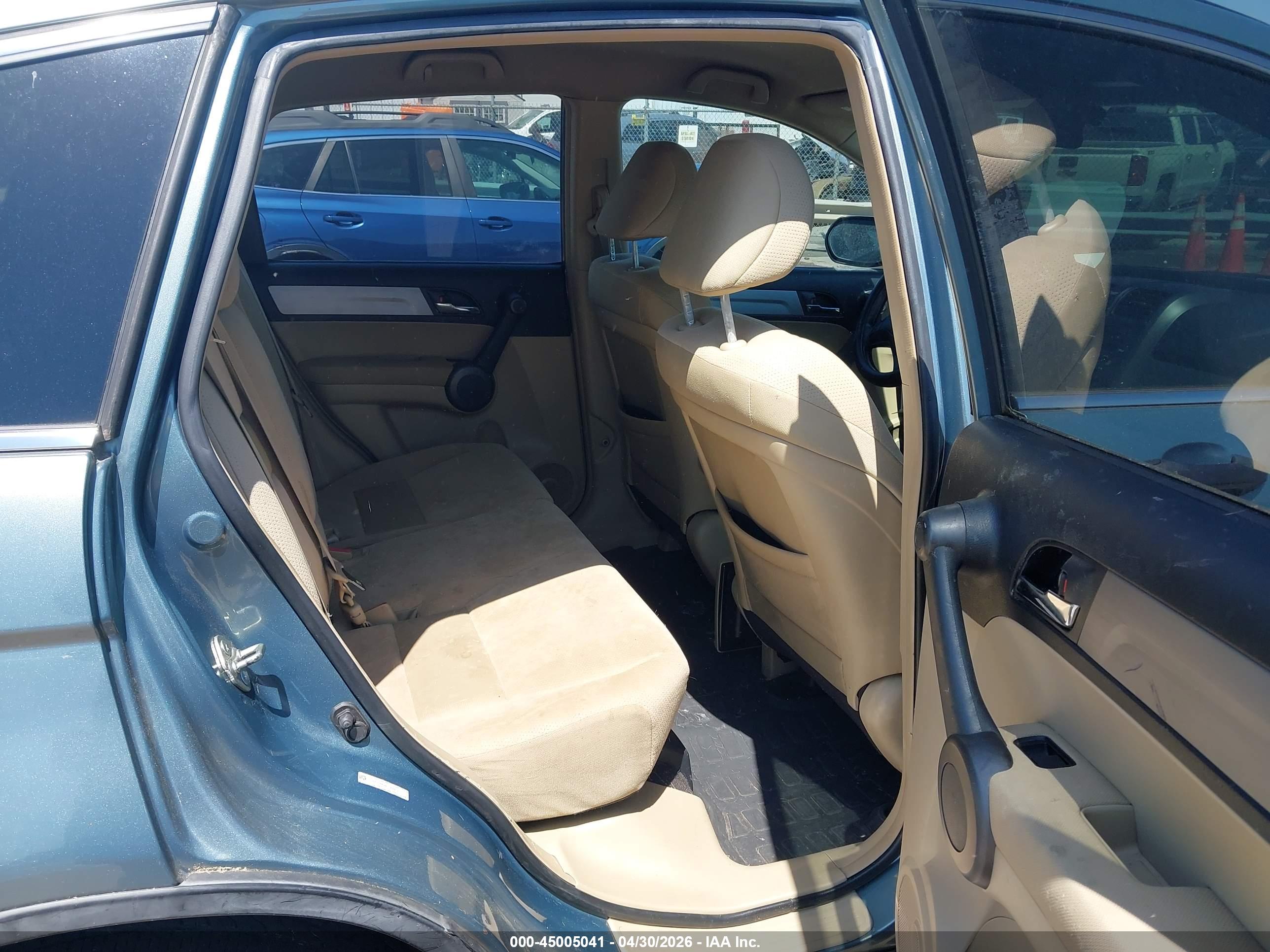 HONDA CR-V image 8