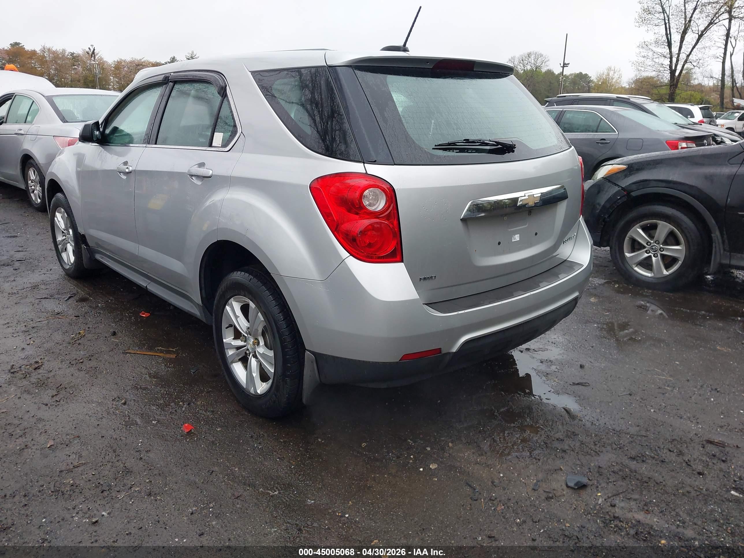 CHEVROLET EQUINOX image 3