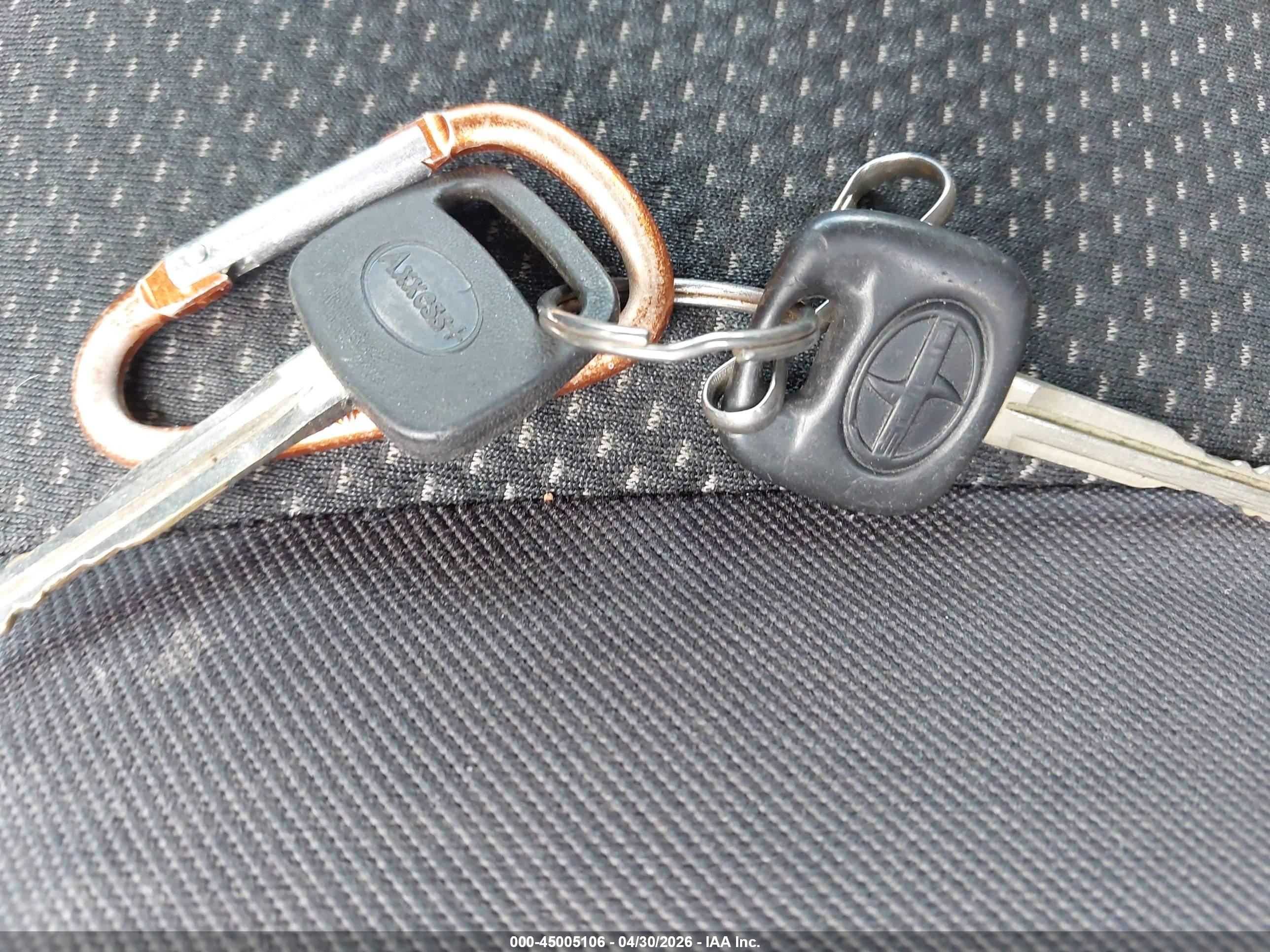 SCION XB image 11