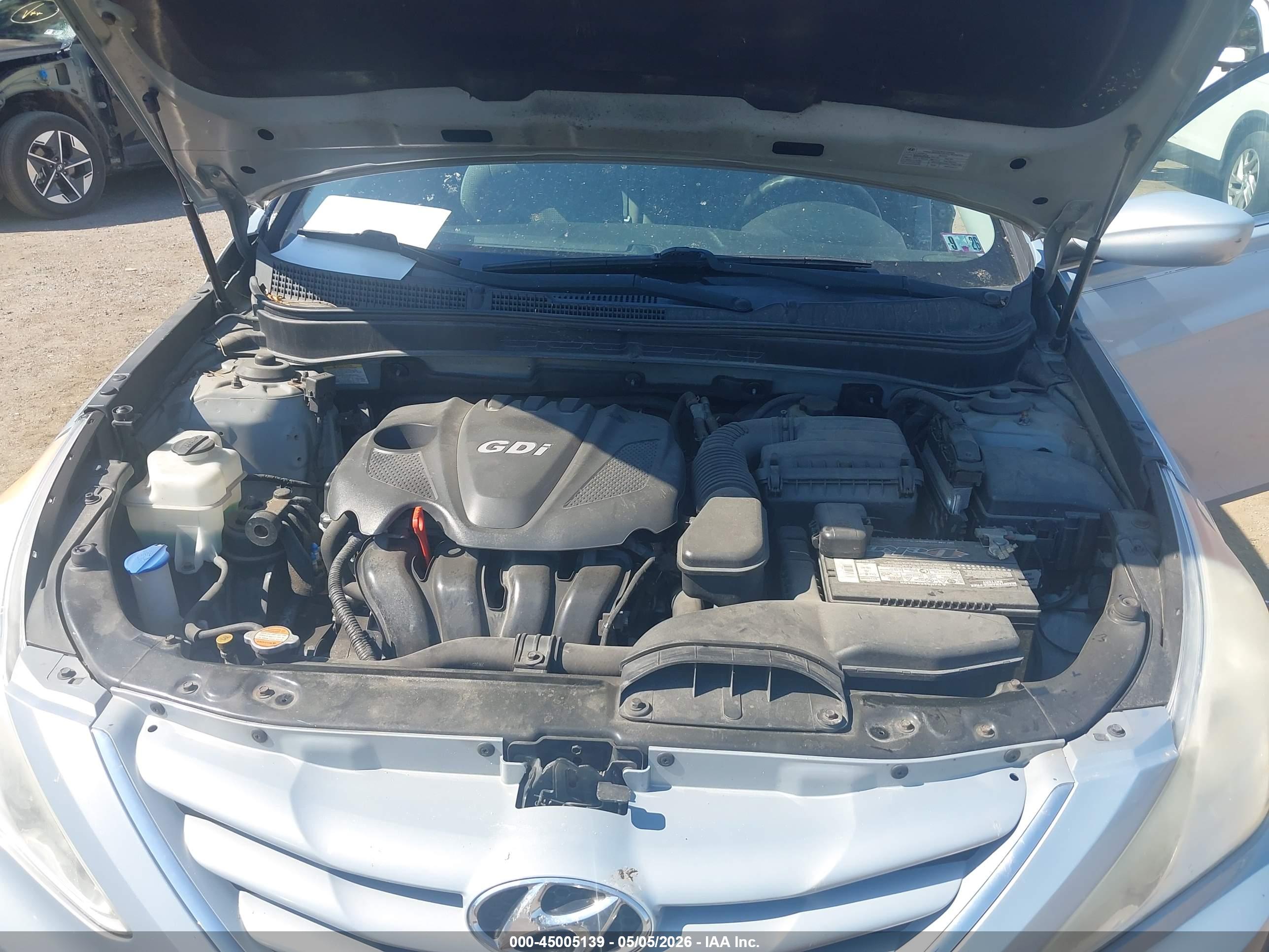 HYUNDAI SONATA image 10