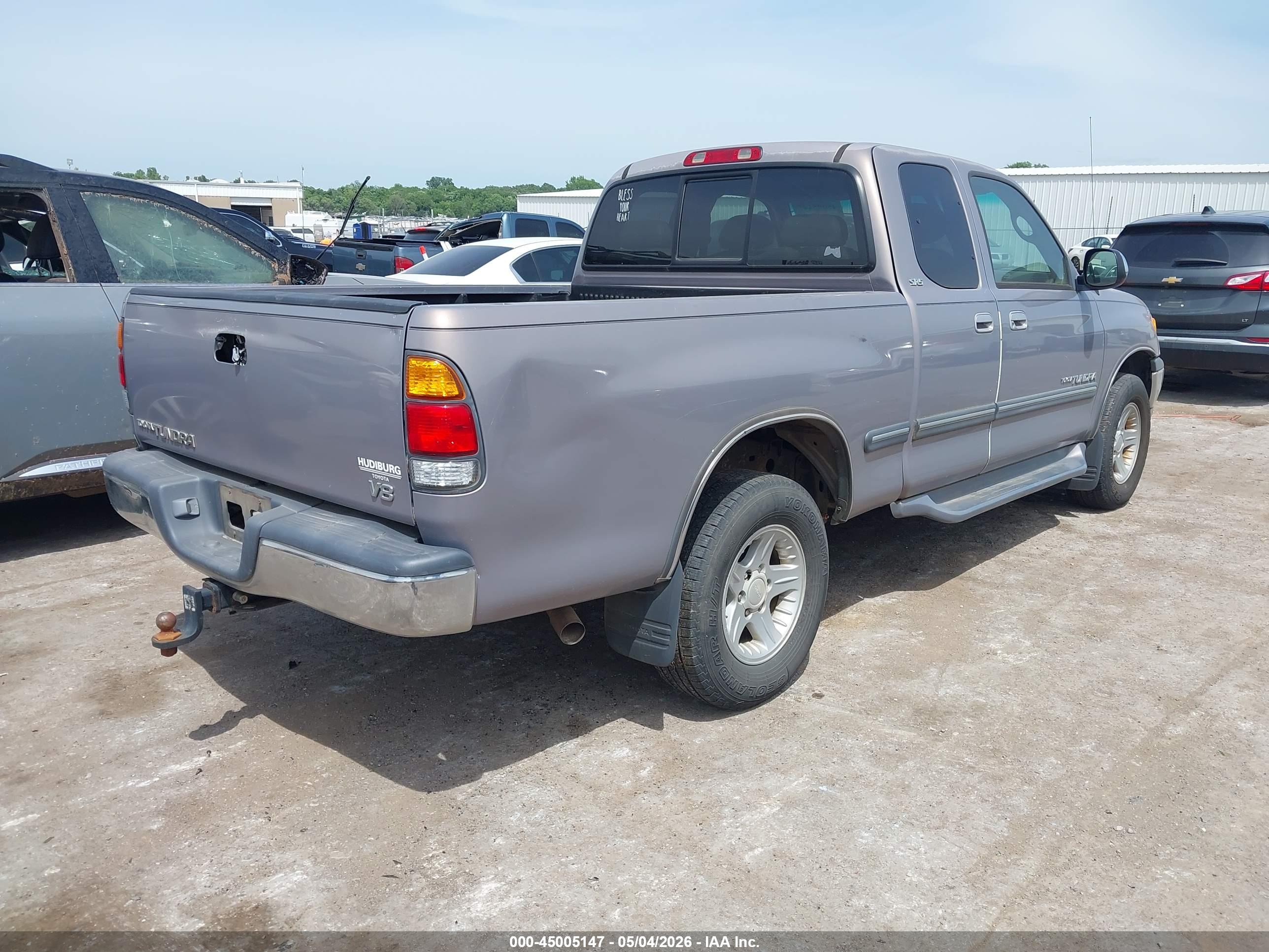 TOYOTA TUNDRA image 4