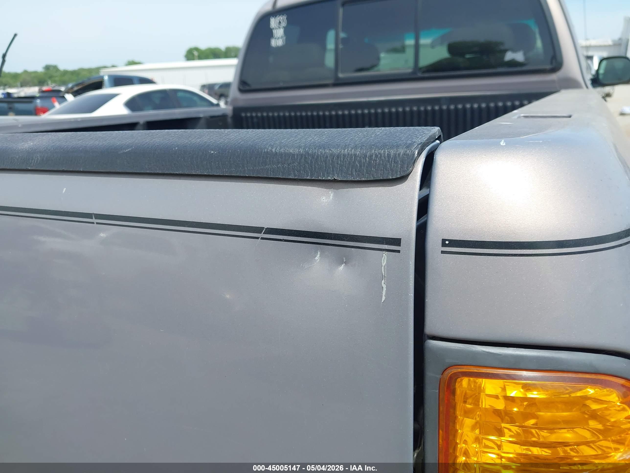 TOYOTA TUNDRA image 6