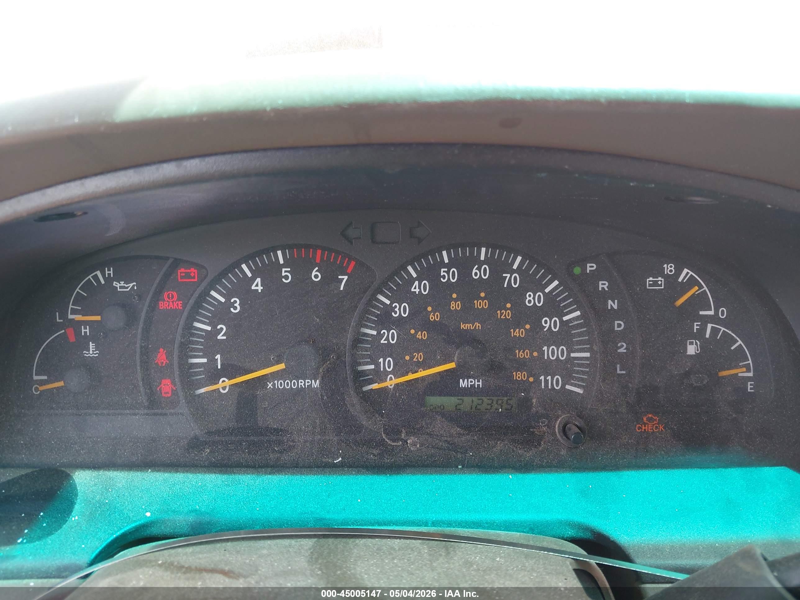 TOYOTA TUNDRA image 7