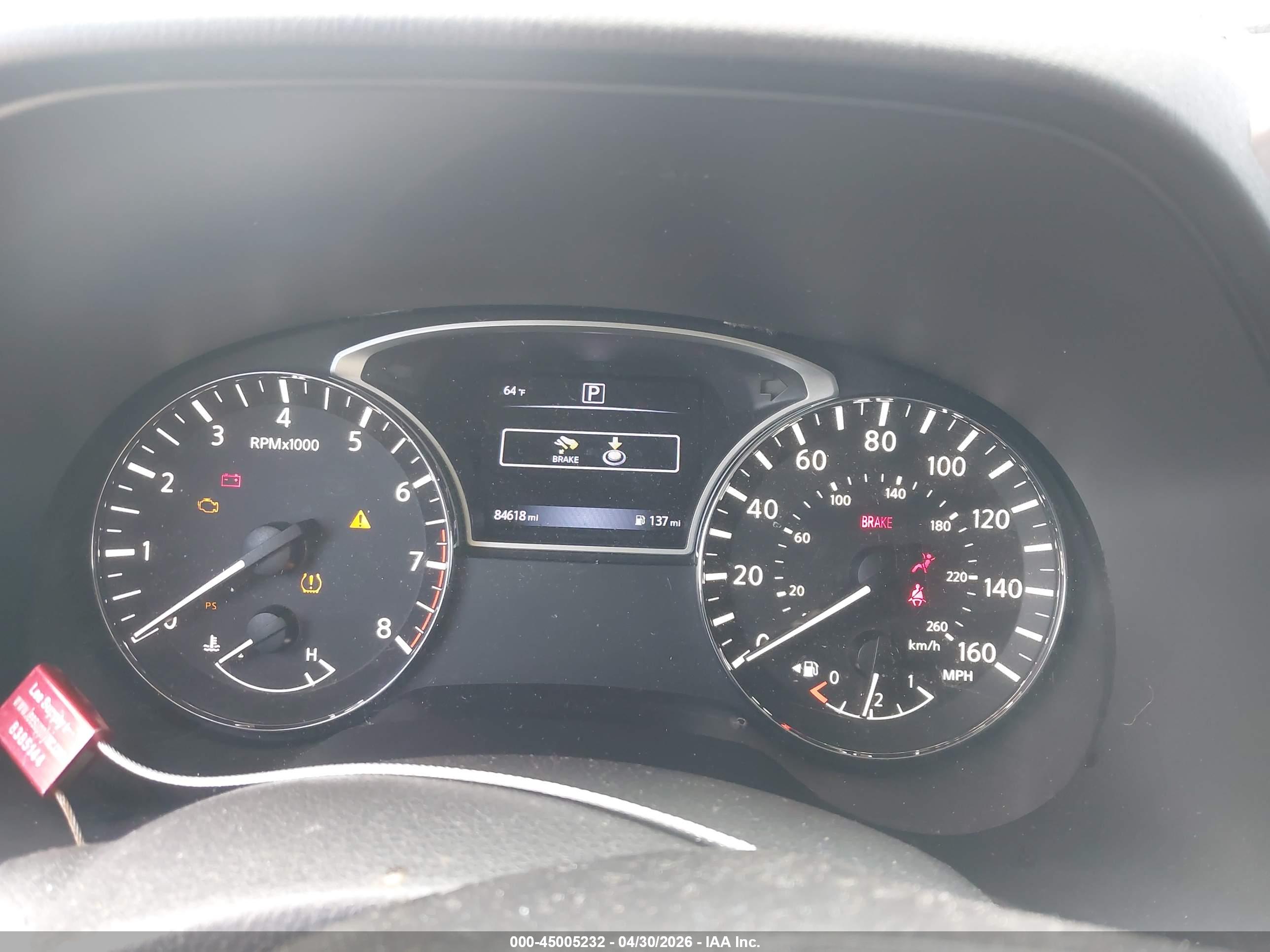 NISSAN PATHFINDER image 7