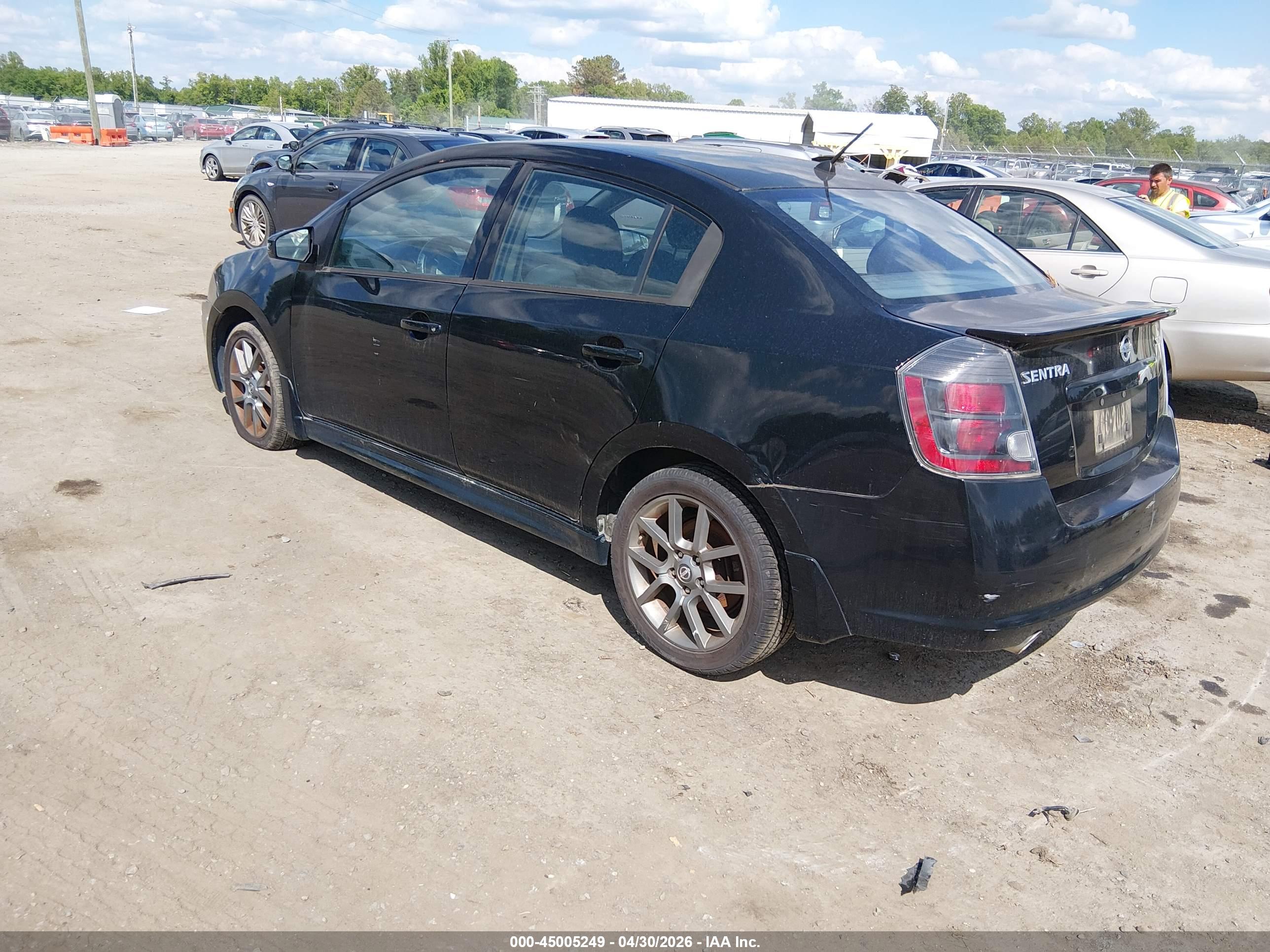 NISSAN SENTRA image 3