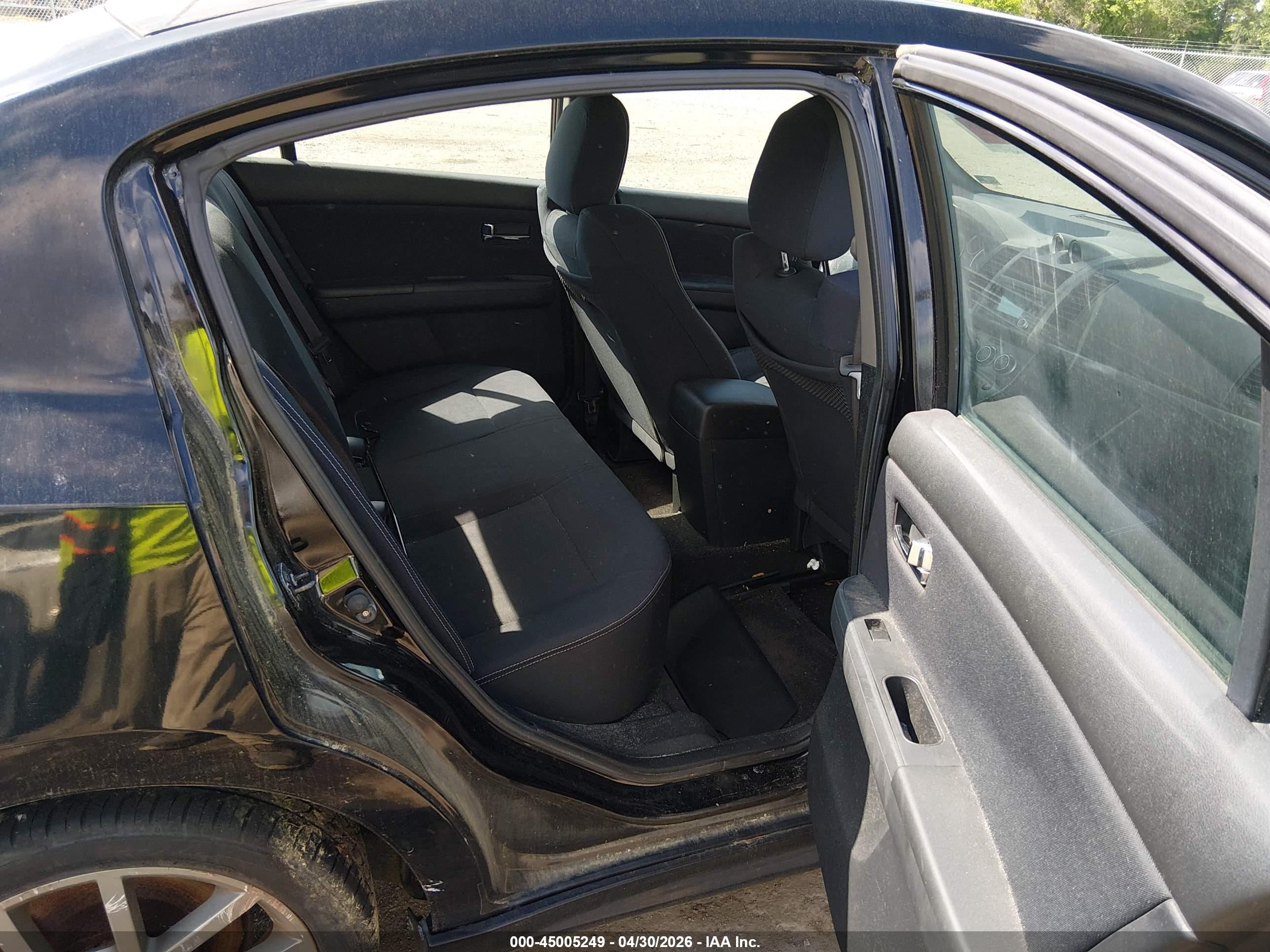 NISSAN SENTRA image 8