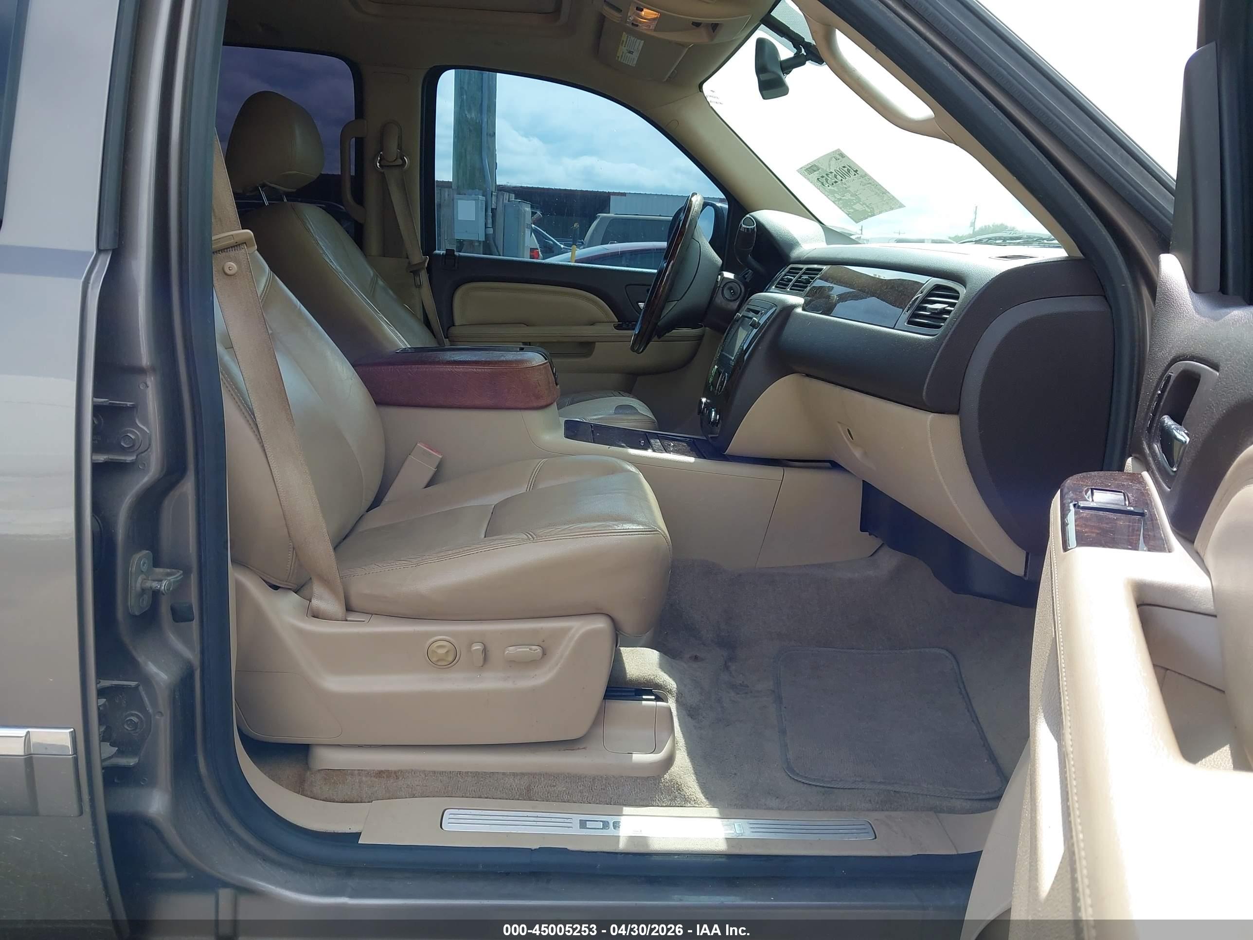GMC YUKON image 5