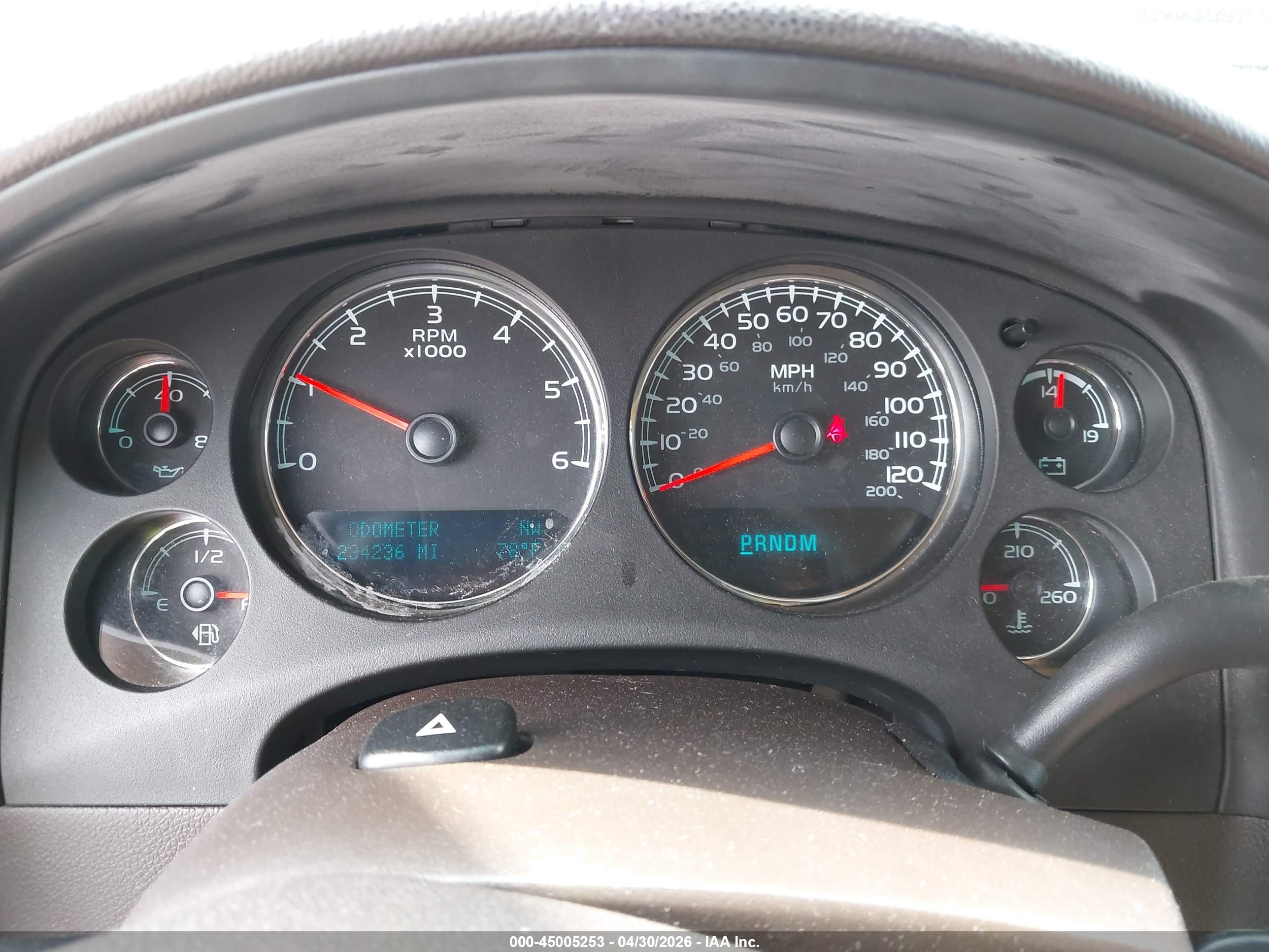 GMC YUKON image 7