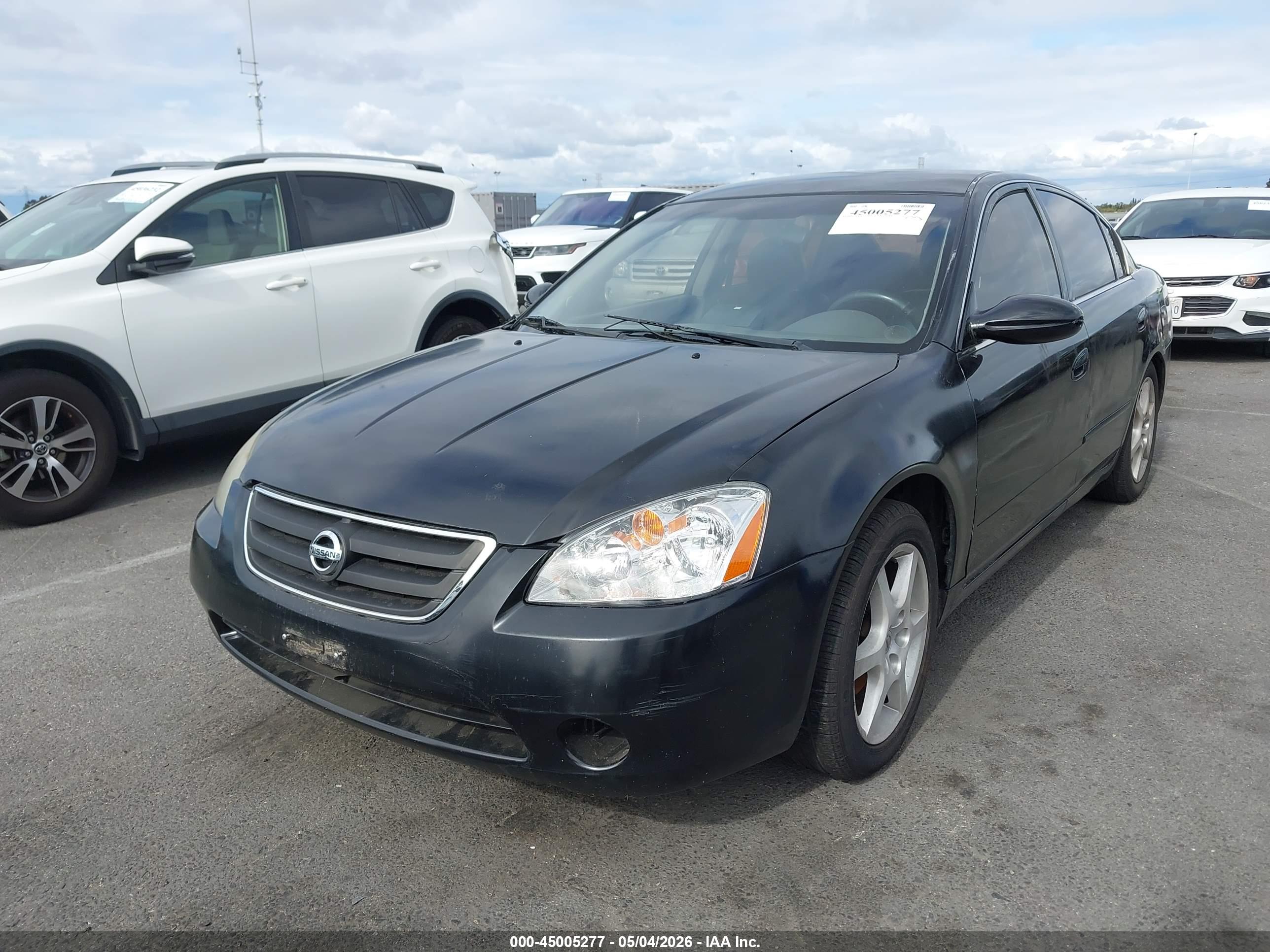 NISSAN ALTIMA image 2