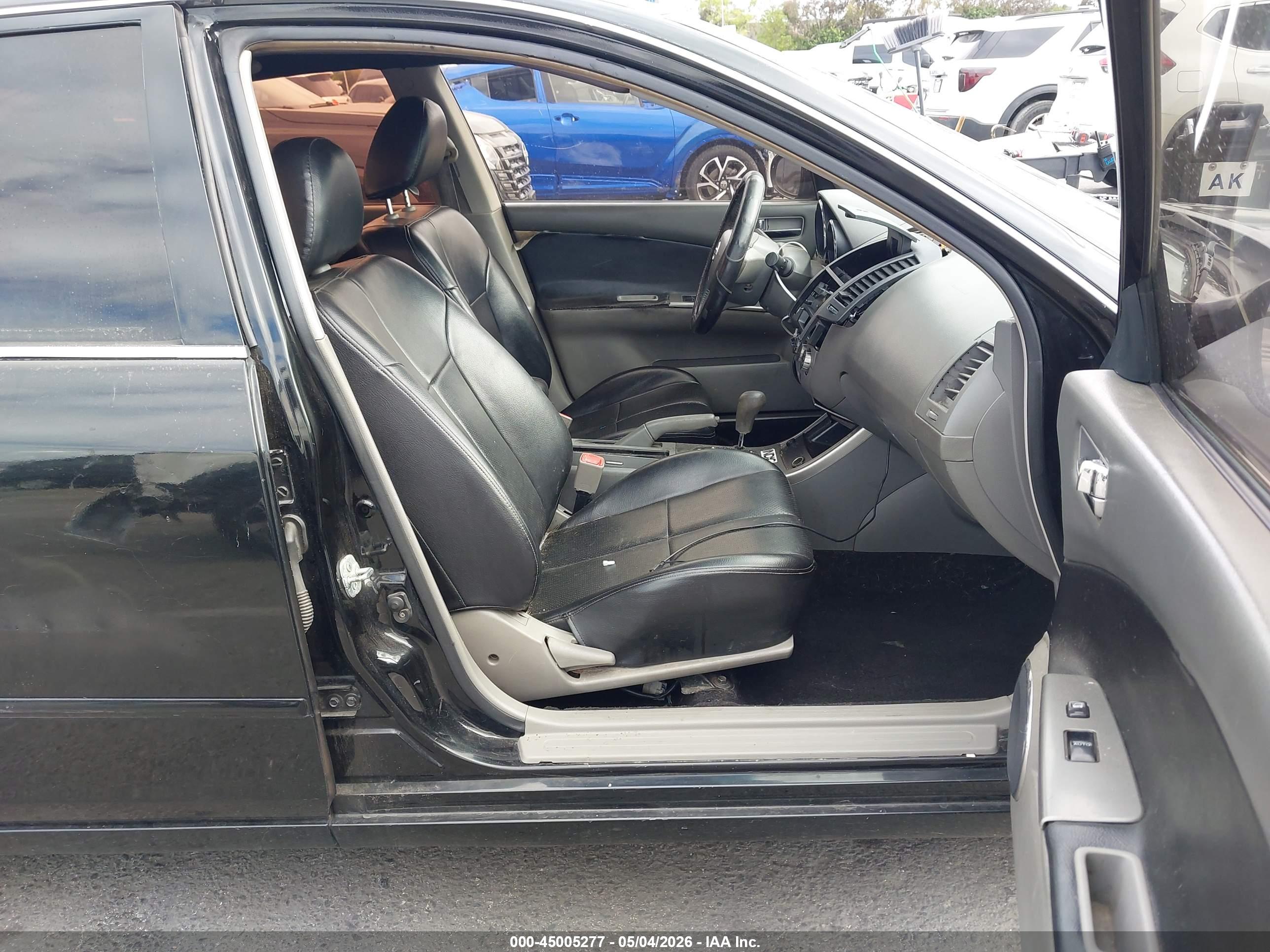 NISSAN ALTIMA image 5