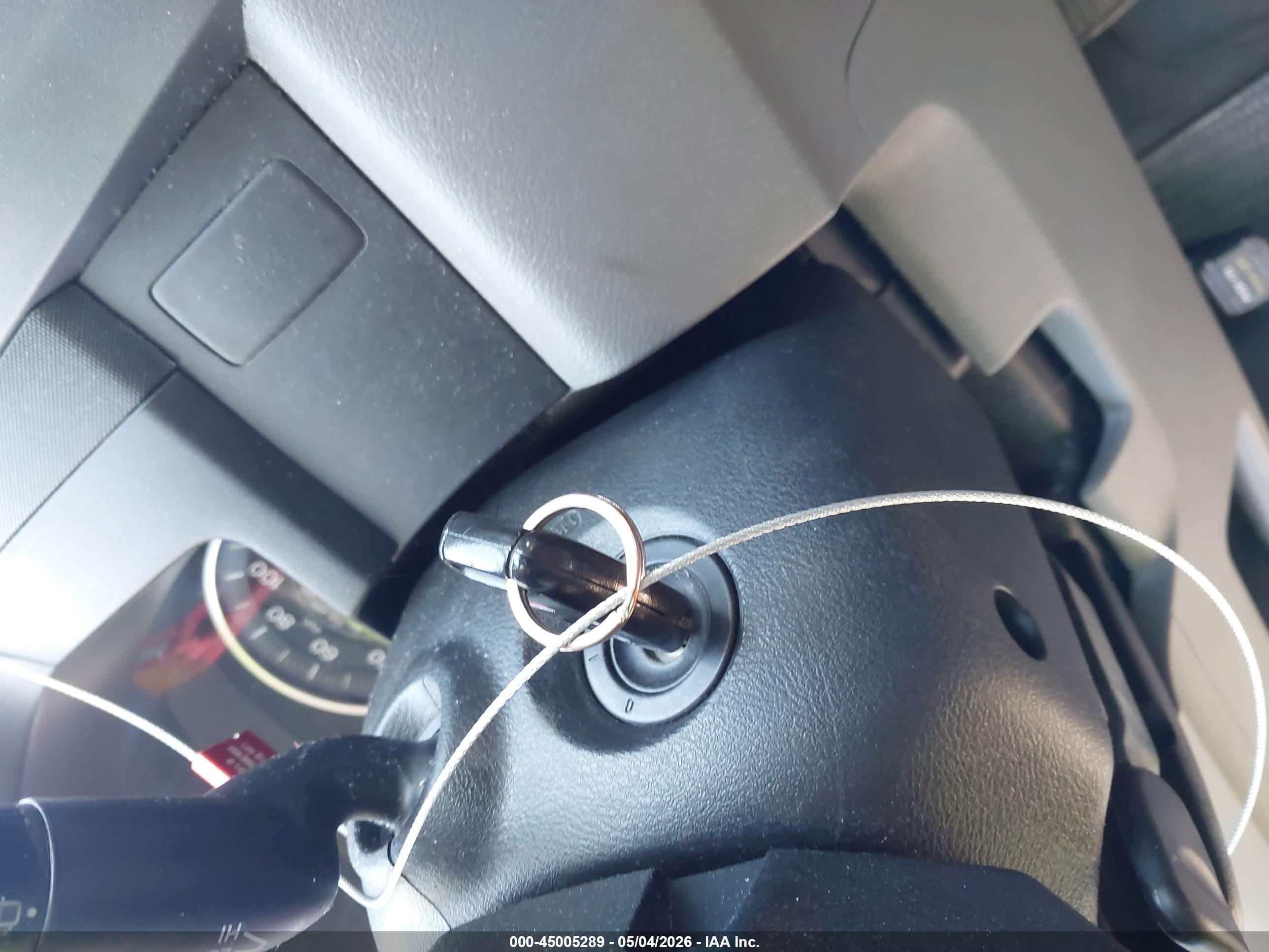 HONDA CR-V image 11
