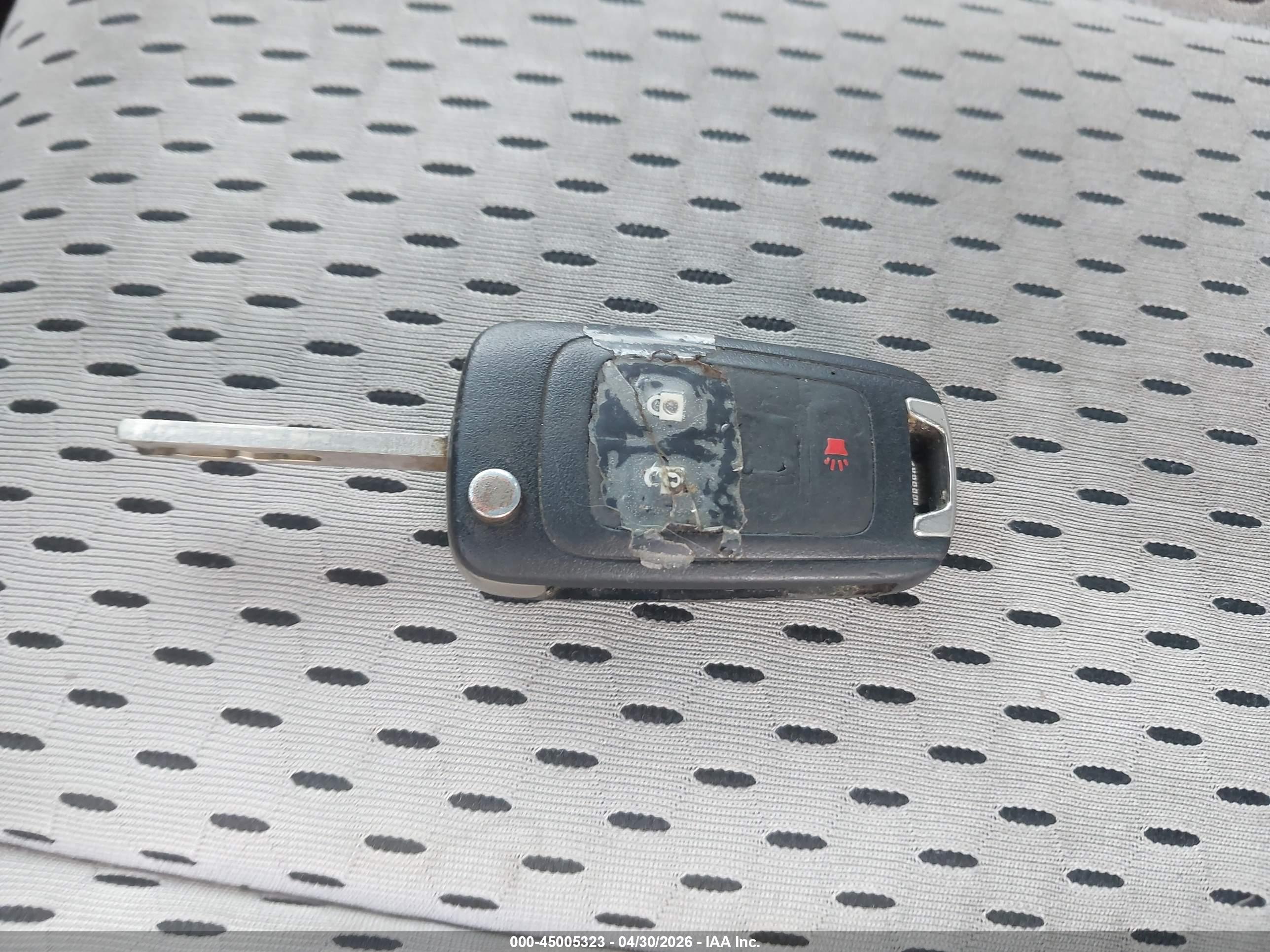 CHEVROLET EQUINOX image 11