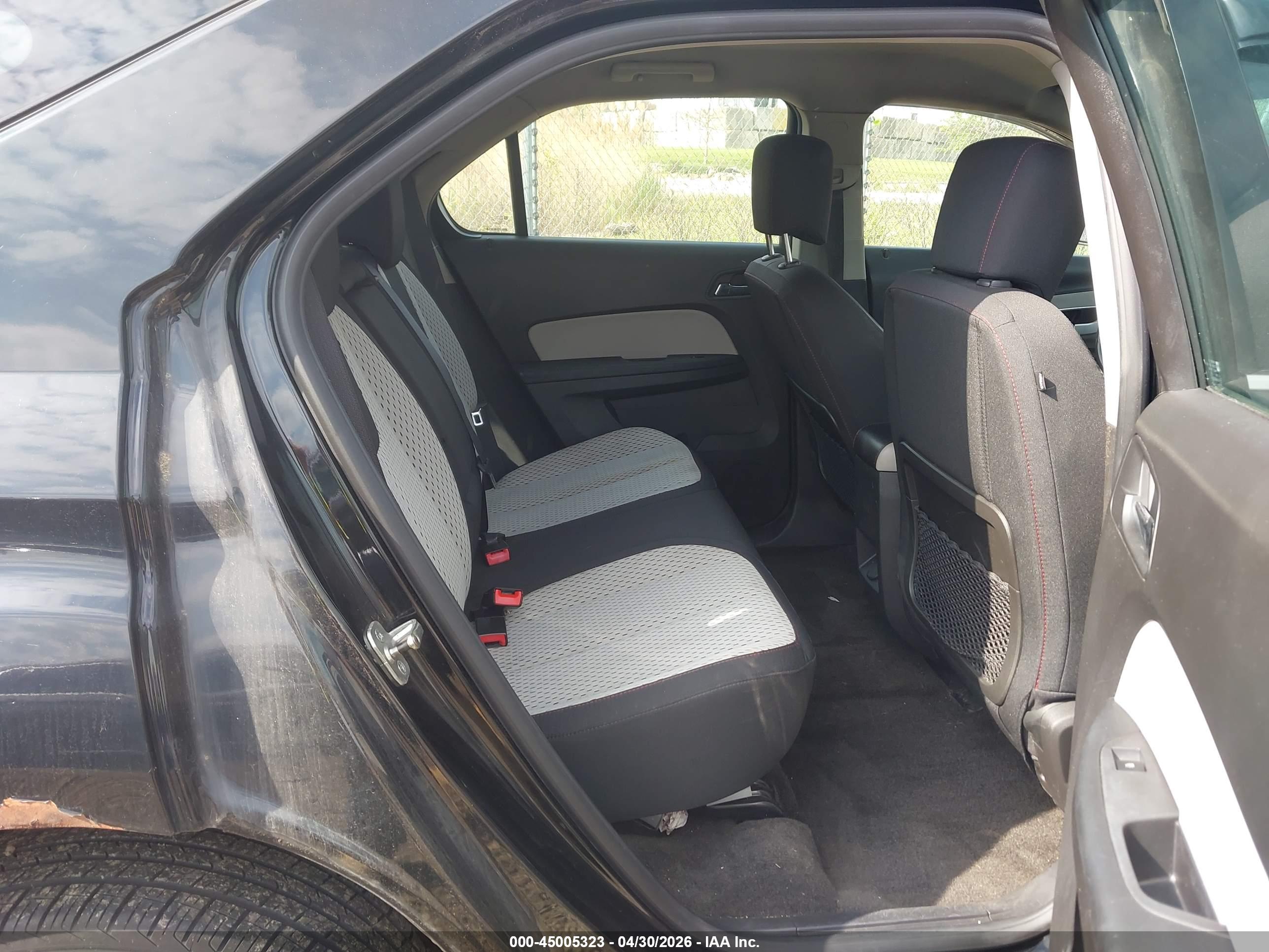 CHEVROLET EQUINOX image 8