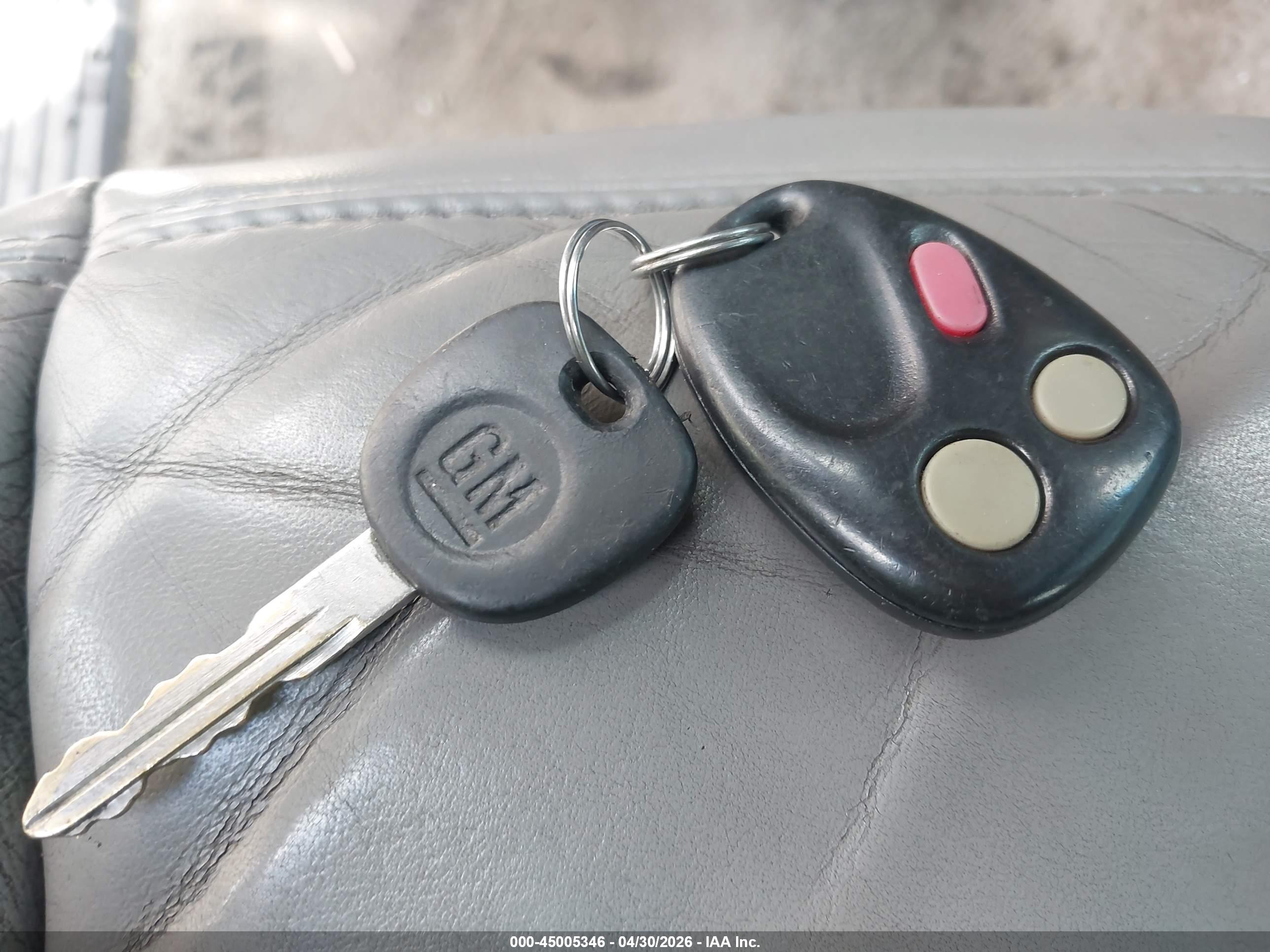 GMC YUKON image 11