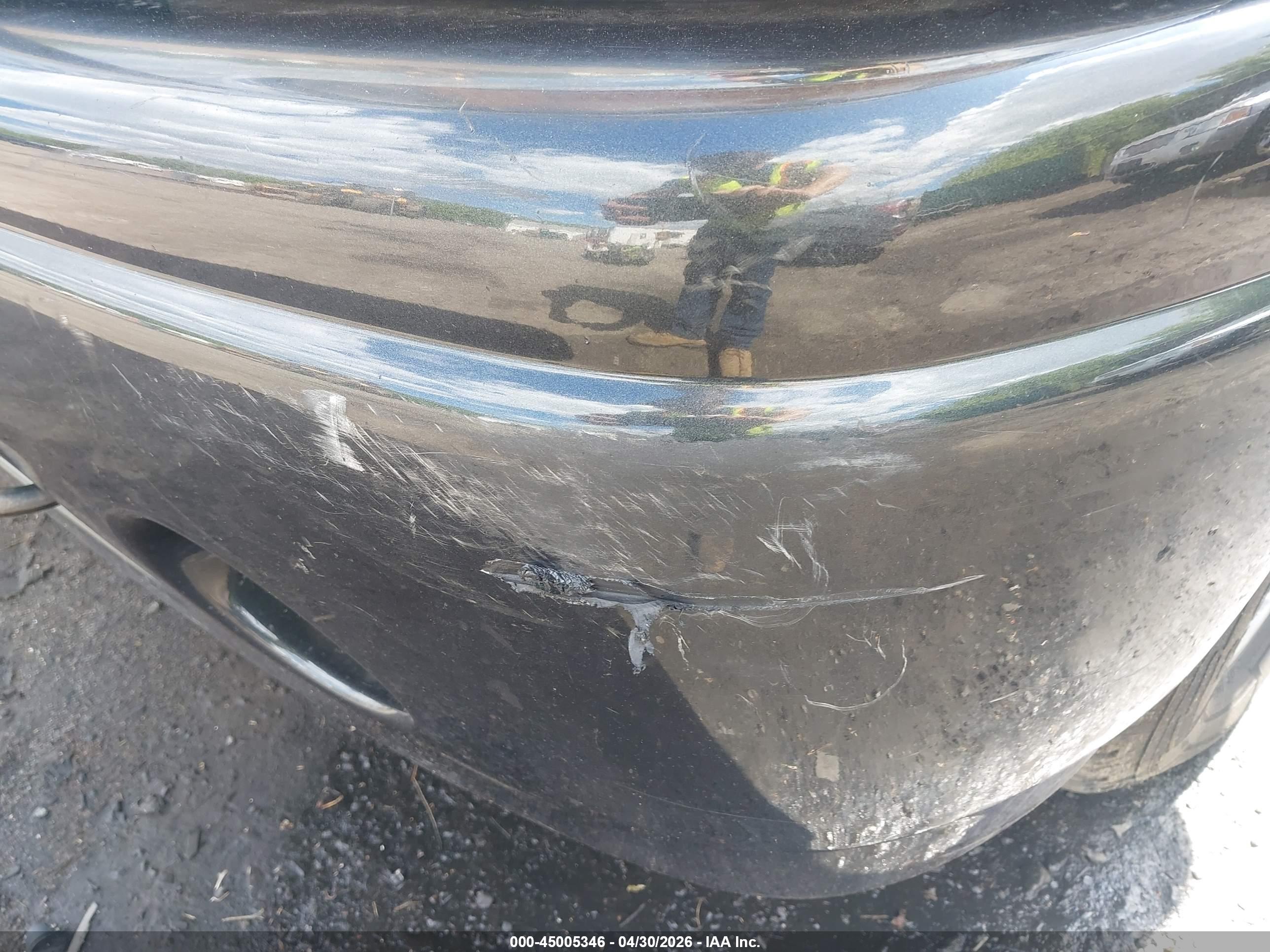 GMC YUKON image 6