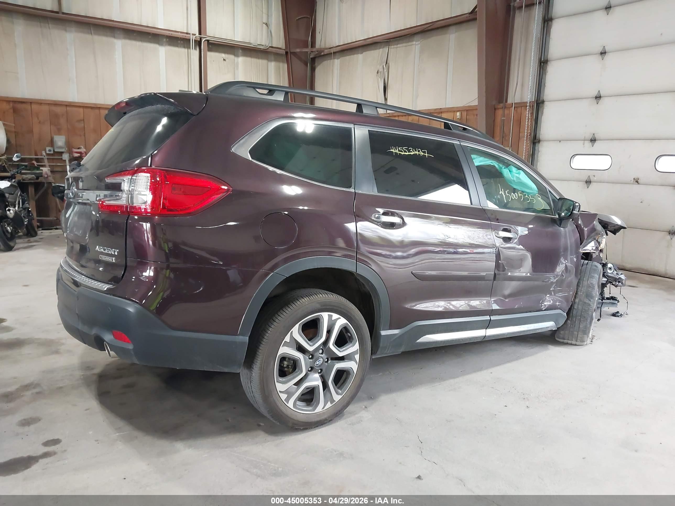 SUBARU ASCENT image 4