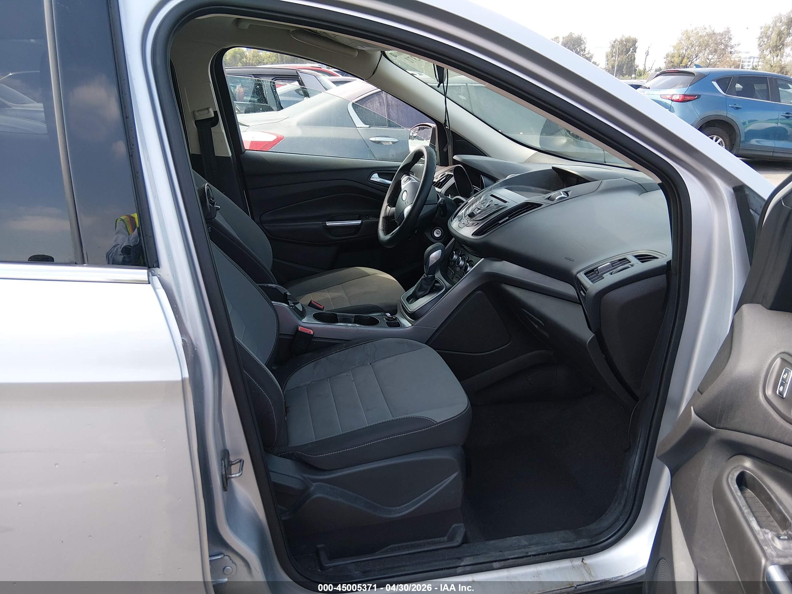 FORD ESCAPE image 5