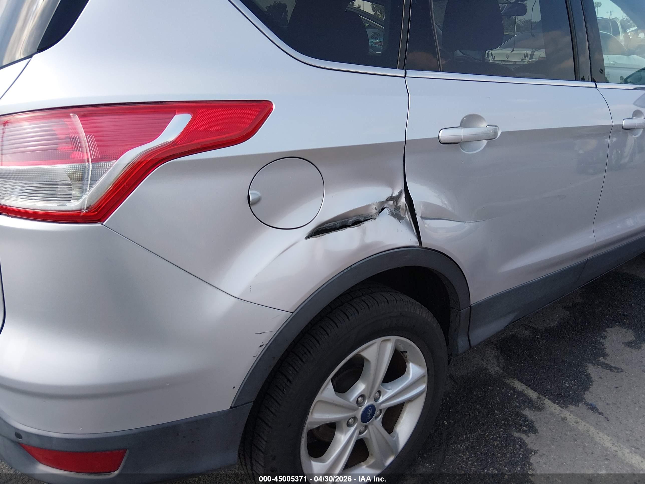 FORD ESCAPE image 6