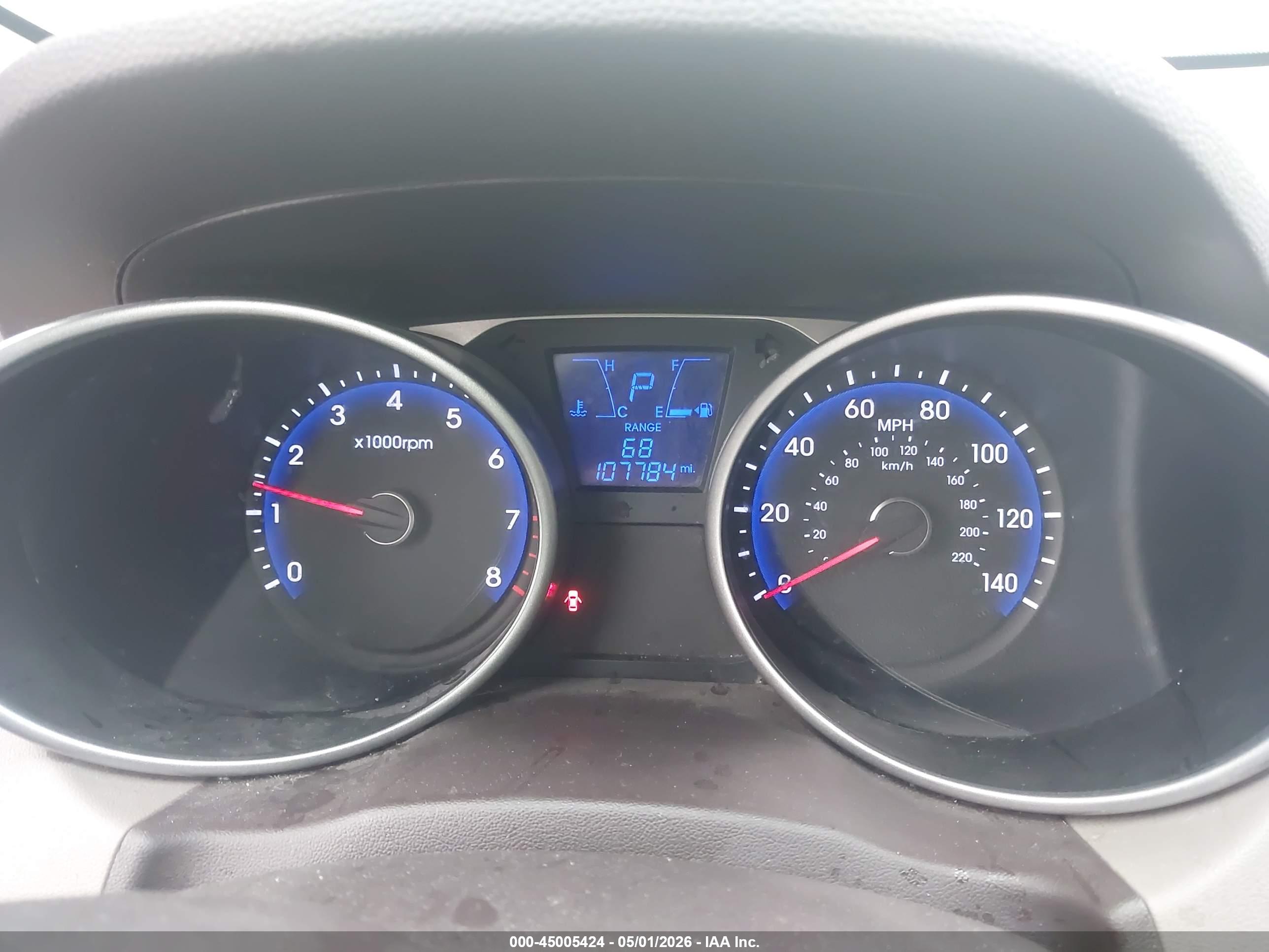 HYUNDAI TUCSON image 7