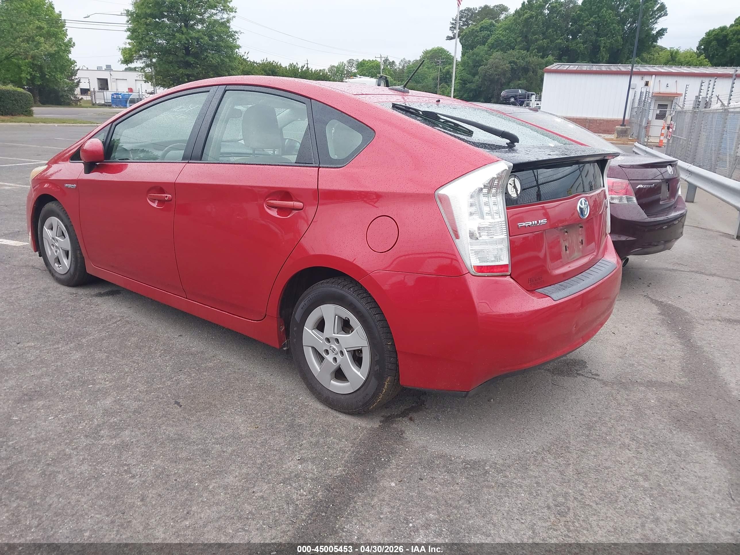 TOYOTA PRIUS image 3