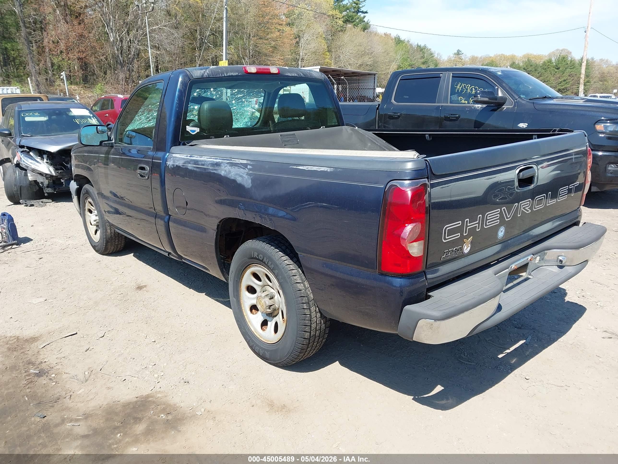 CHEVROLET SILVERADO image 3