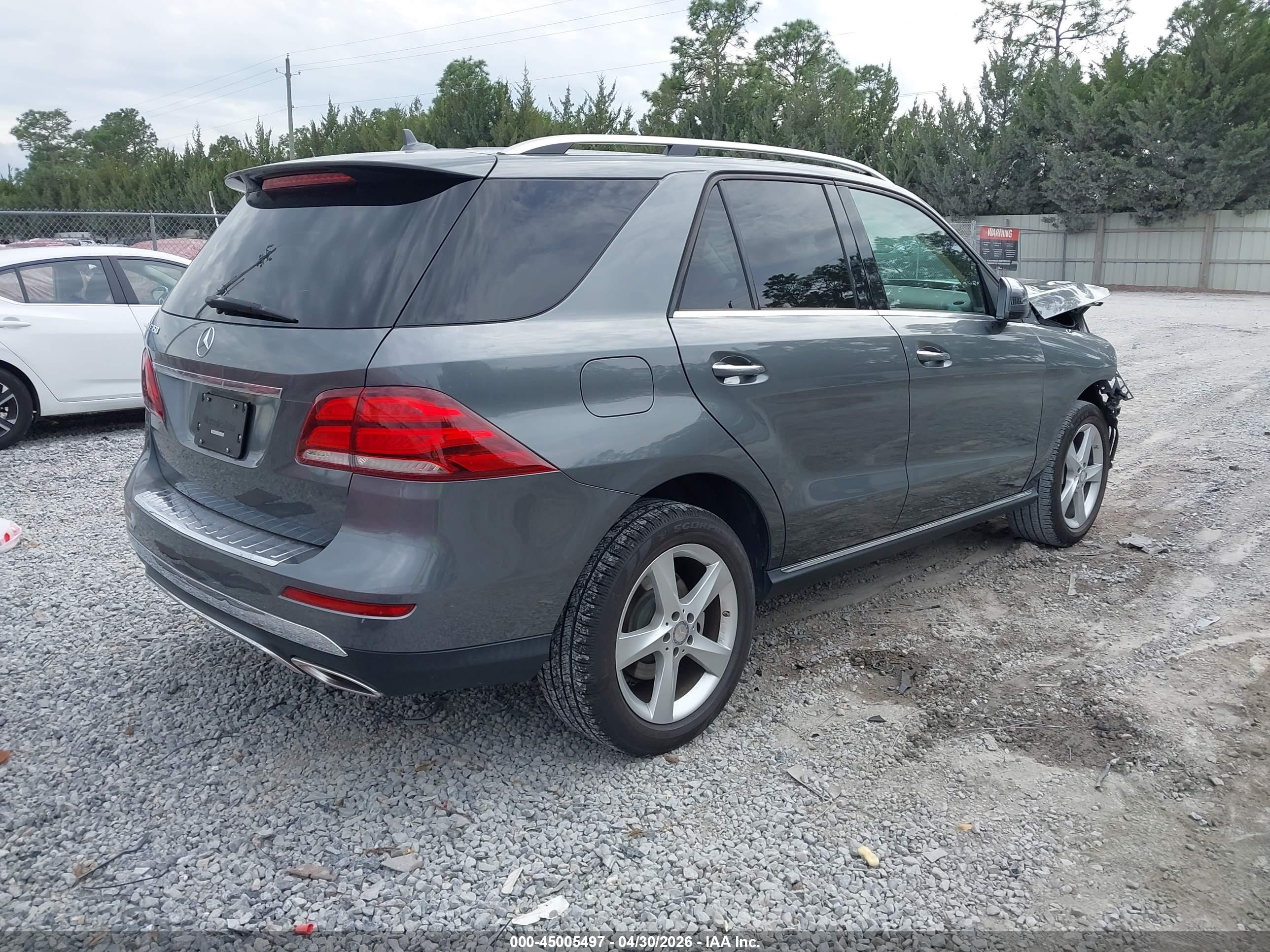 MERCEDES-BENZ GLE image 4