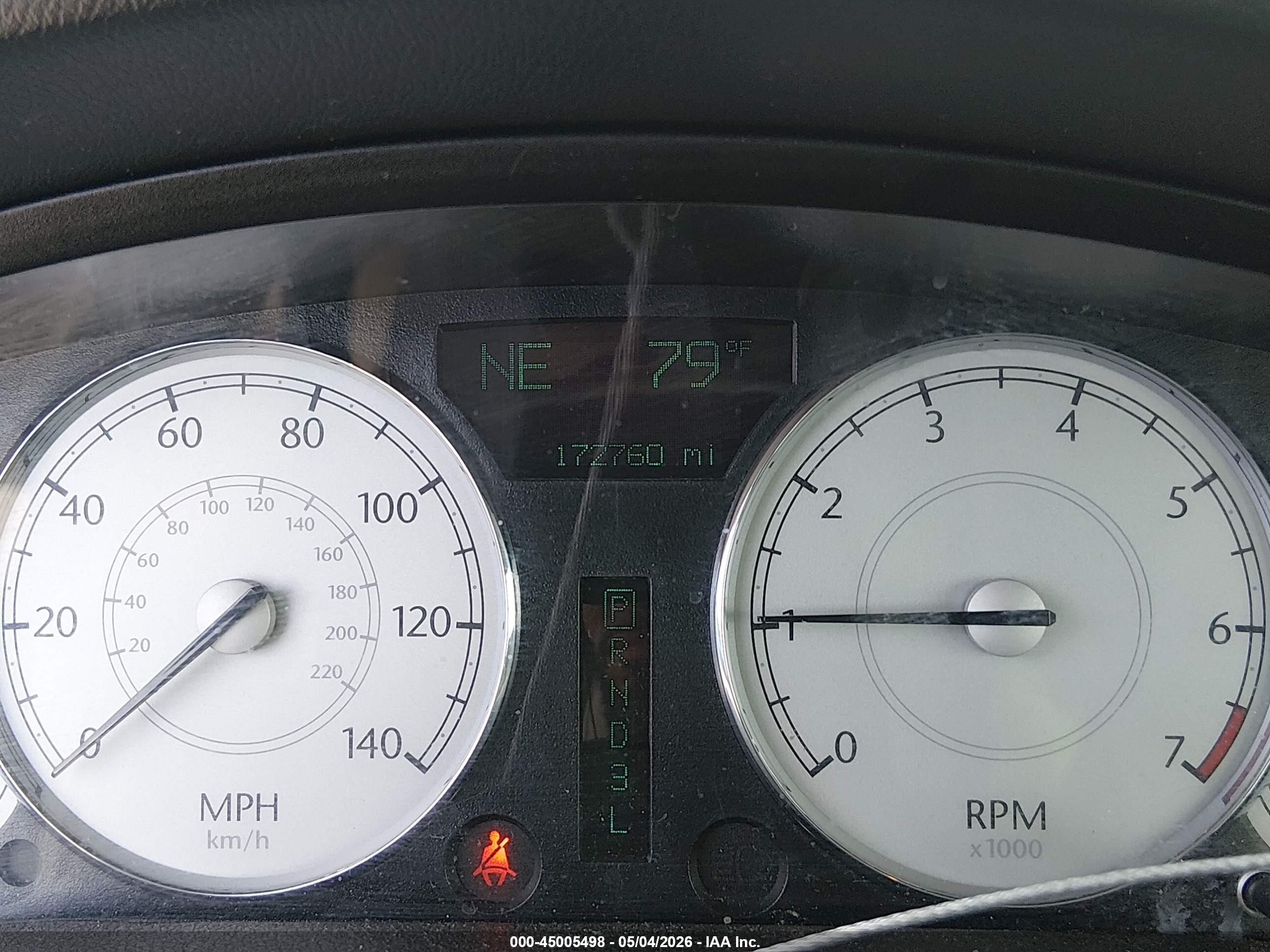 CHRYSLER 300 image 7
