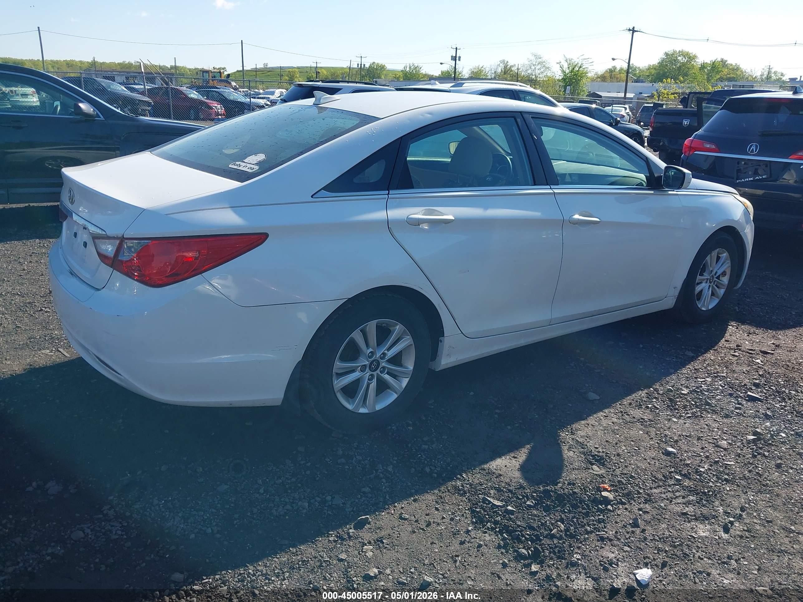 HYUNDAI SONATA image 4