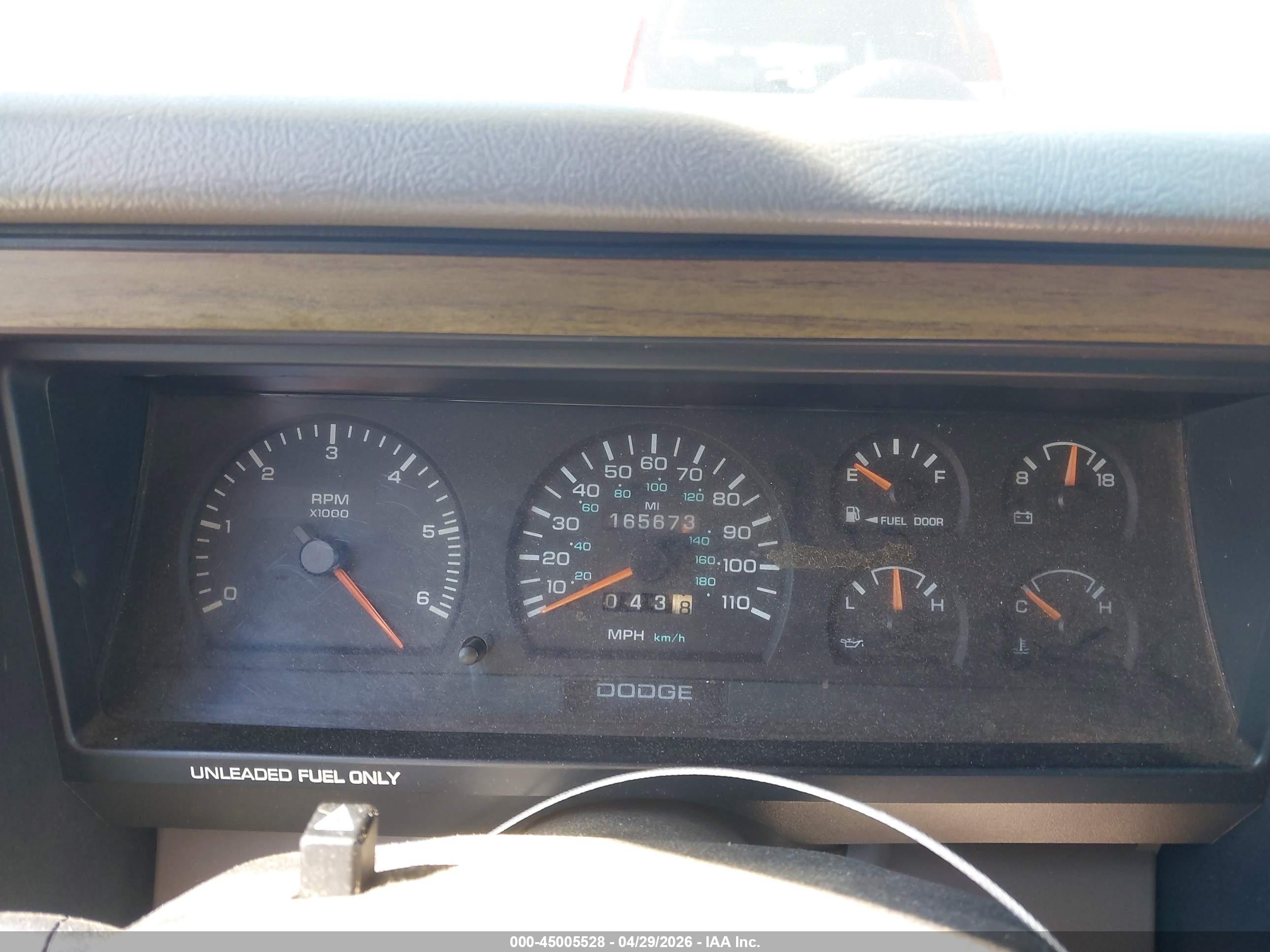 DODGE DAKOTA image 7