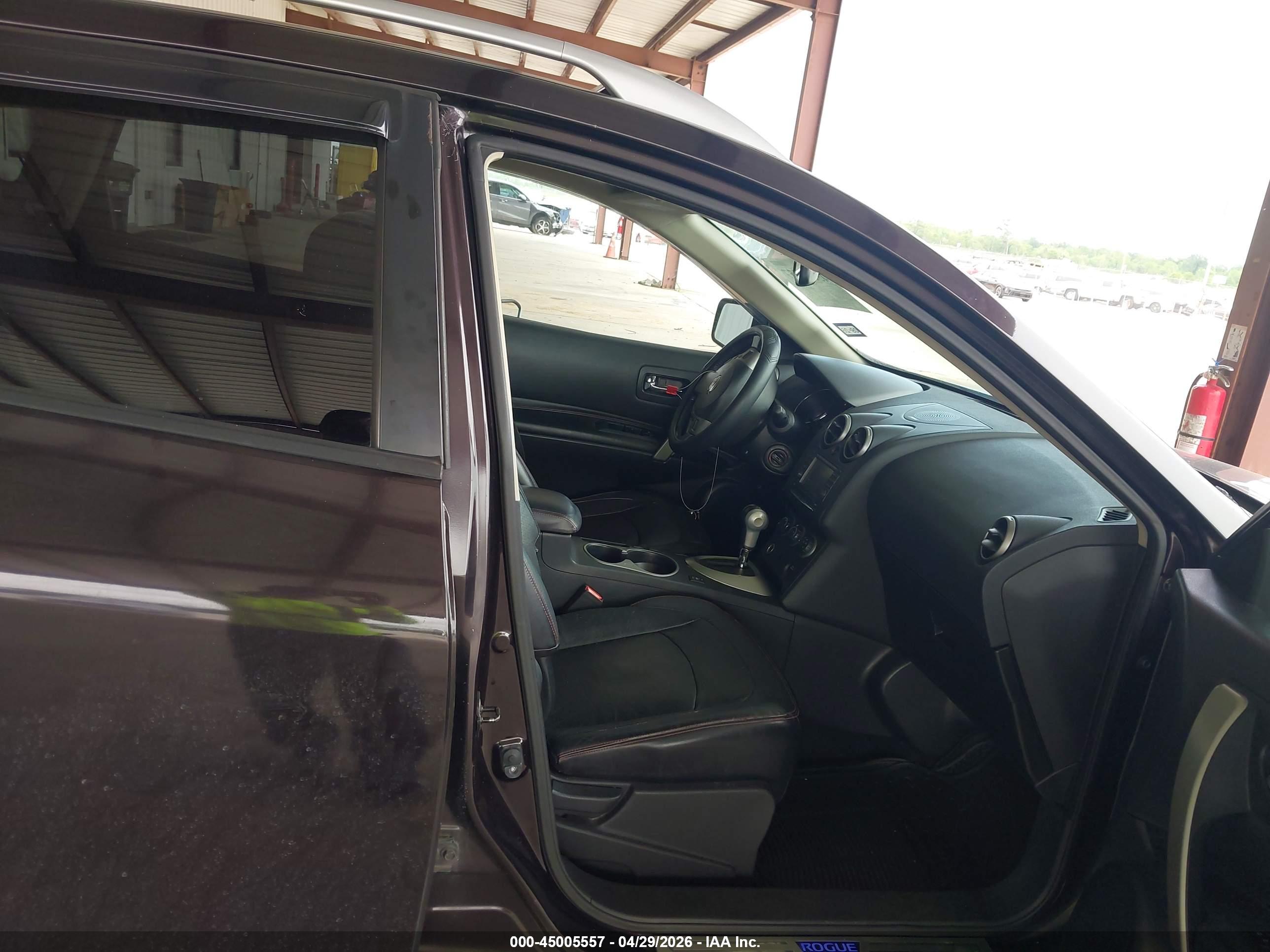 NISSAN ROGUE image 5