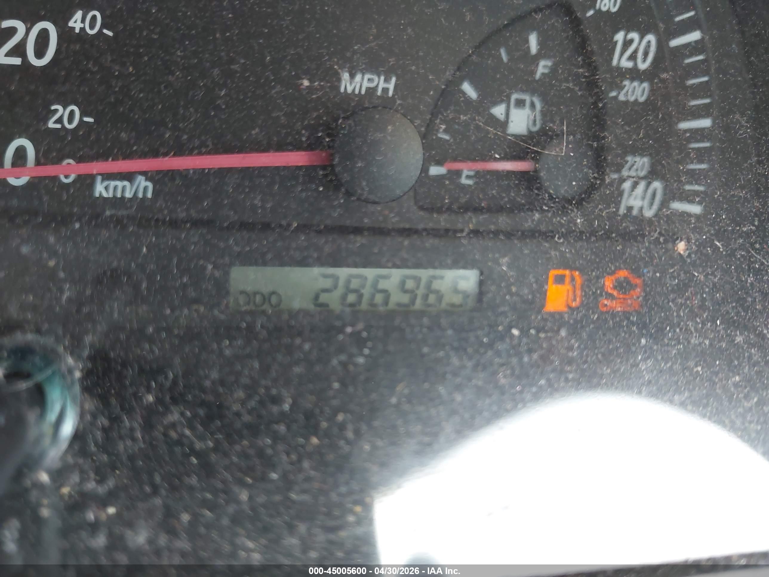 TOYOTA CAMRY image 7