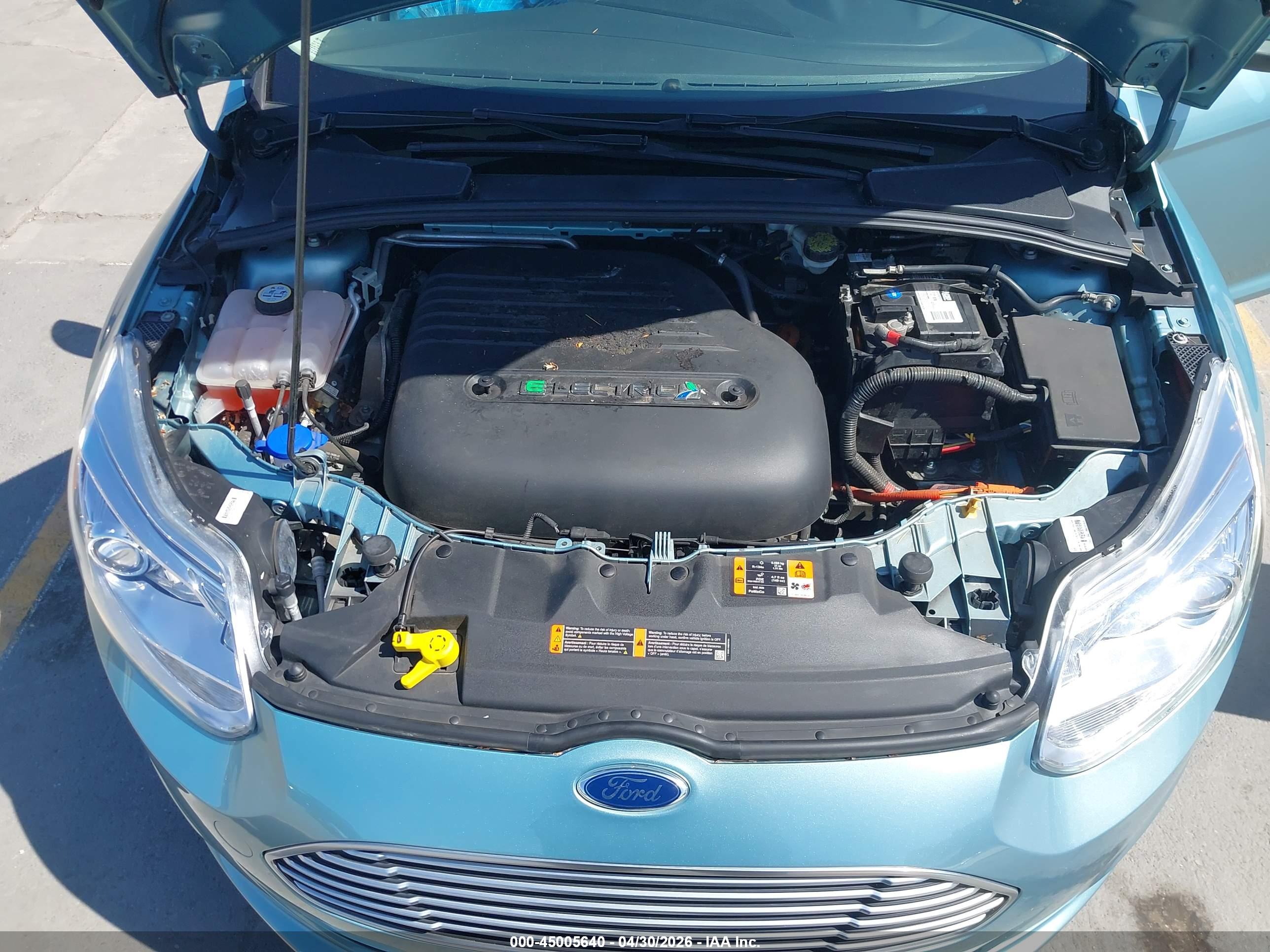 FORD FOCUS image 10