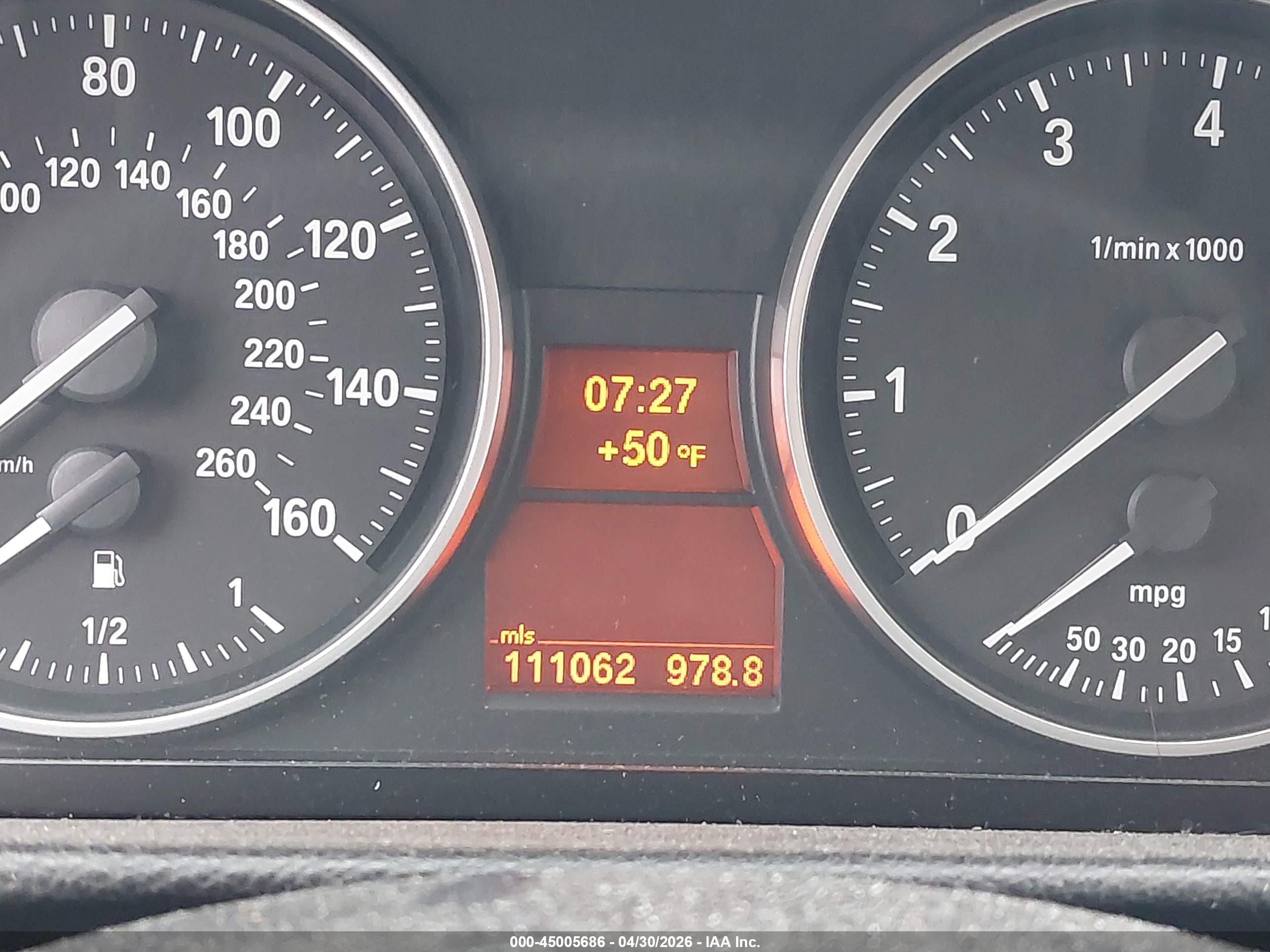 BMW 328I image 7