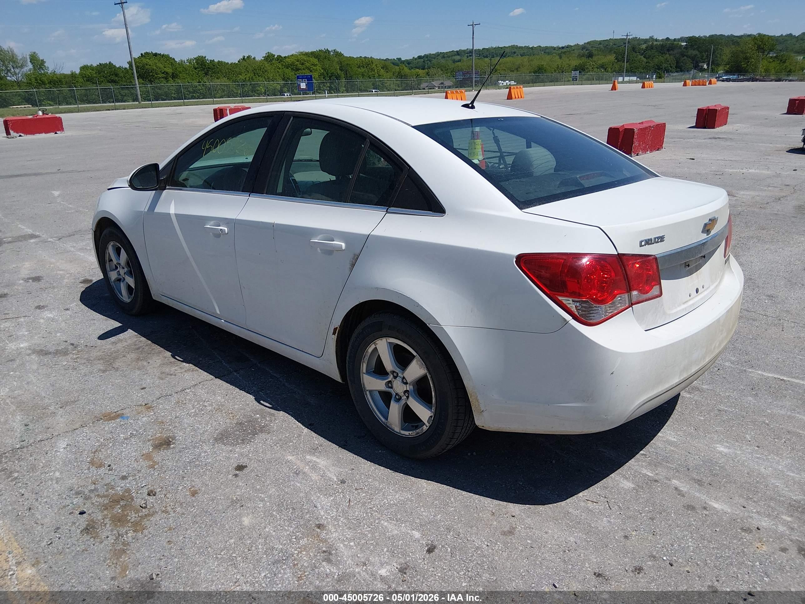 CHEVROLET CRUZE image 3