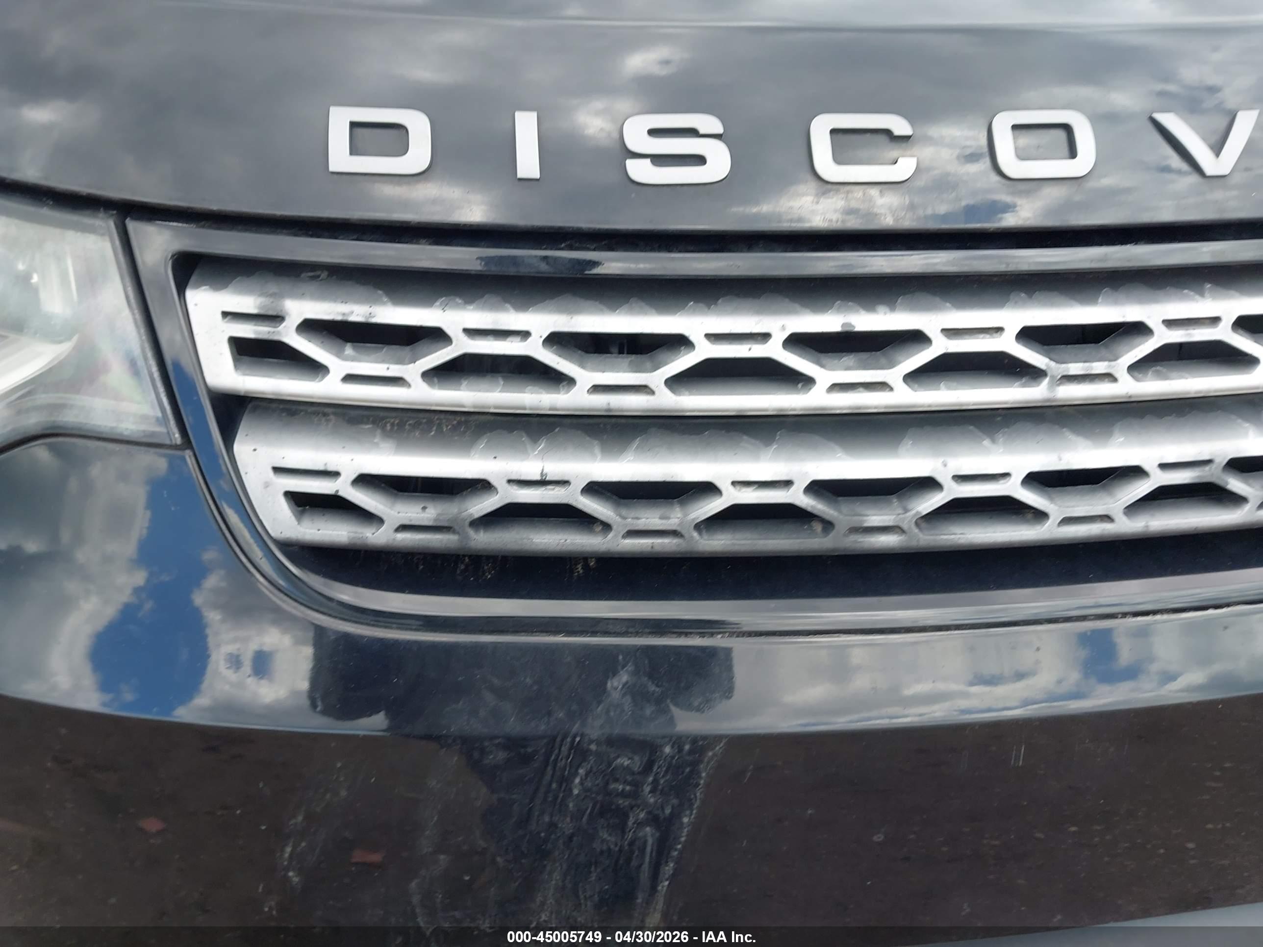 LAND ROVER image 6