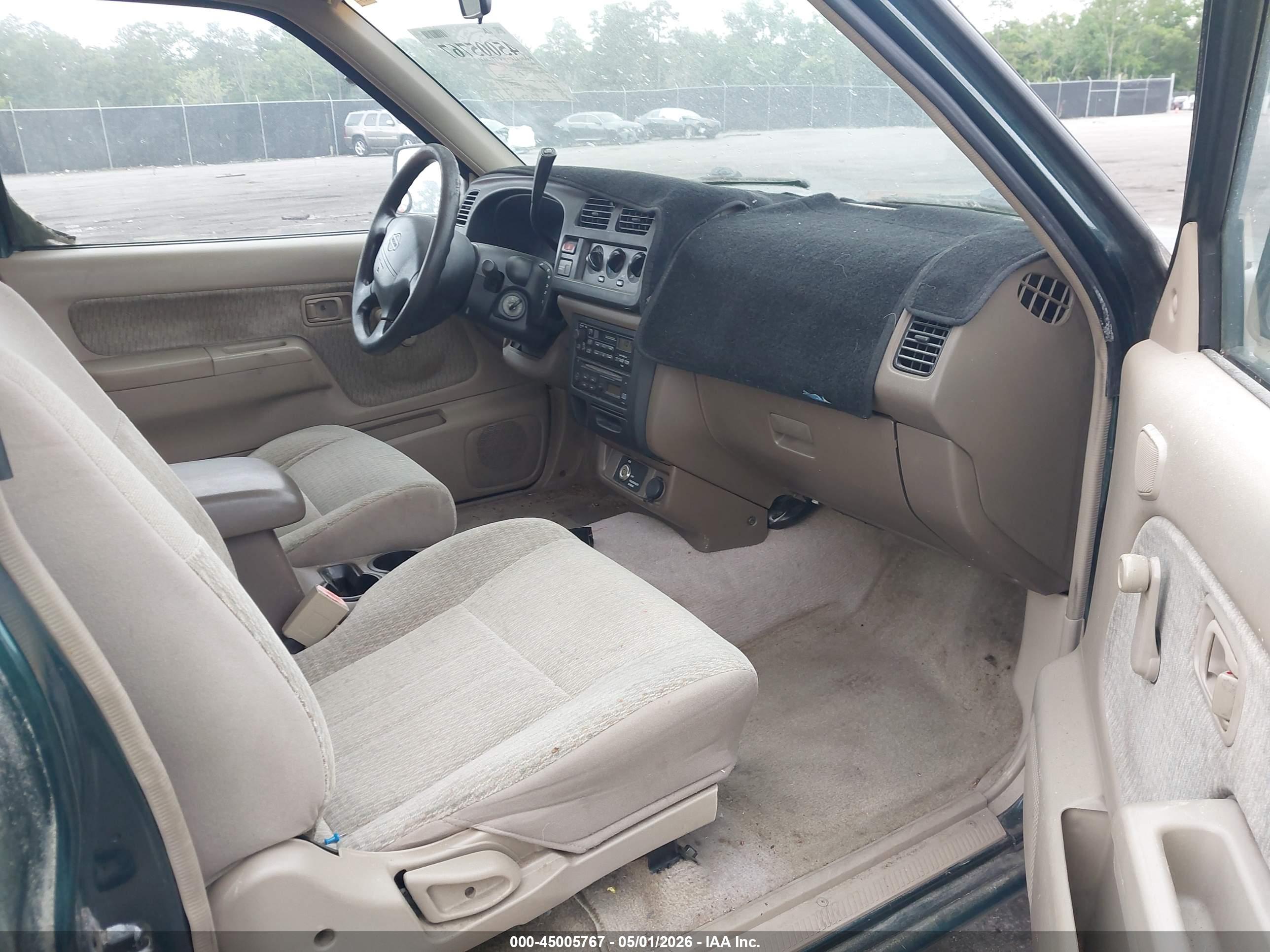 NISSAN FRONTIER image 5