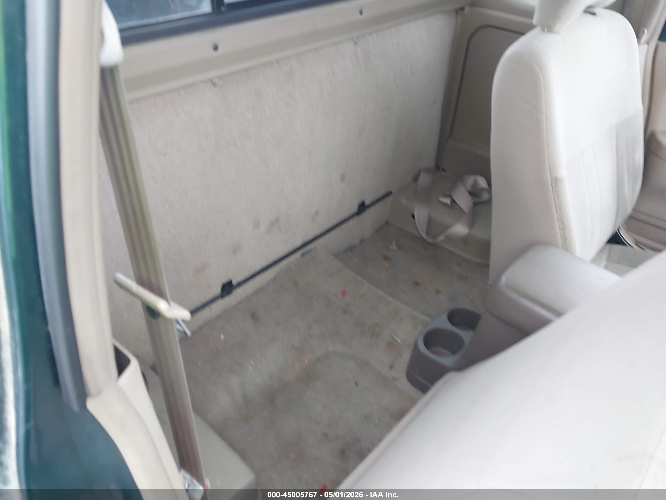 NISSAN FRONTIER image 8