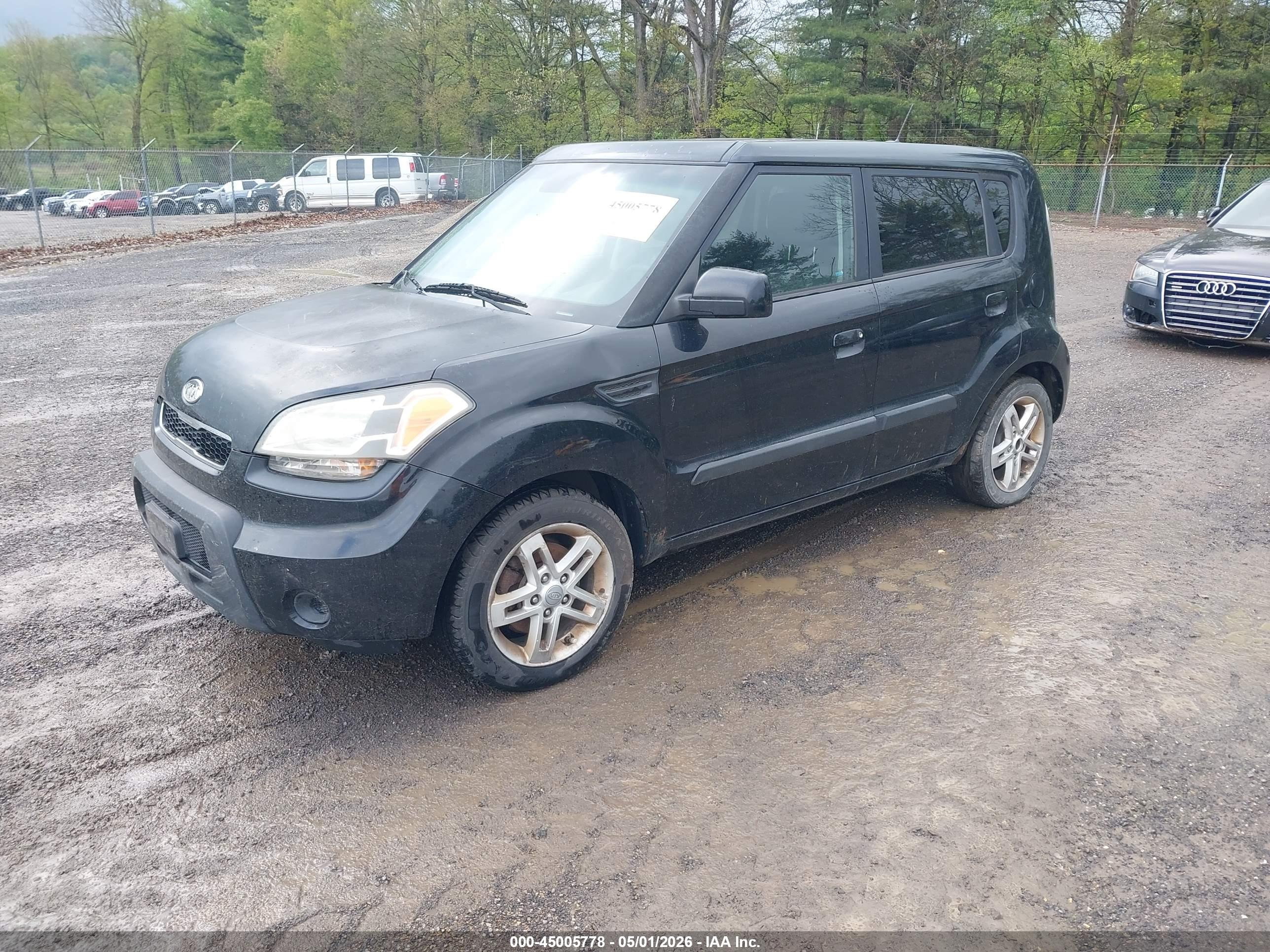 KIA SOUL image 2