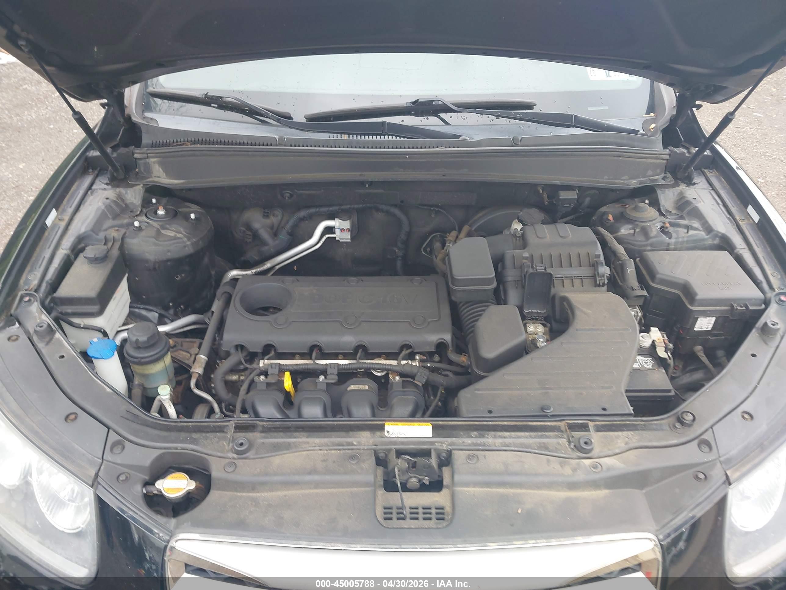 HYUNDAI SANTA image 10