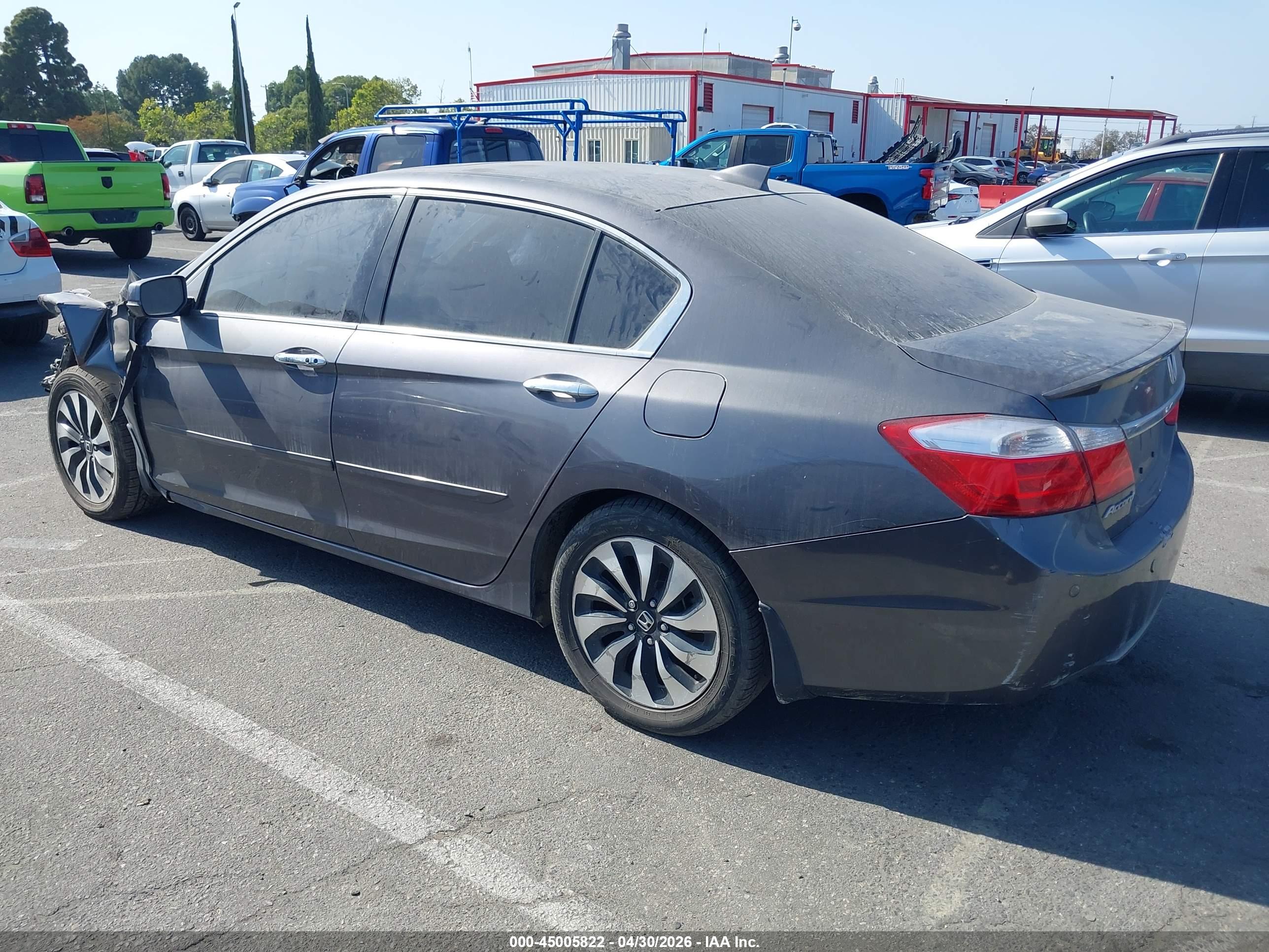 HONDA ACCORD image 3