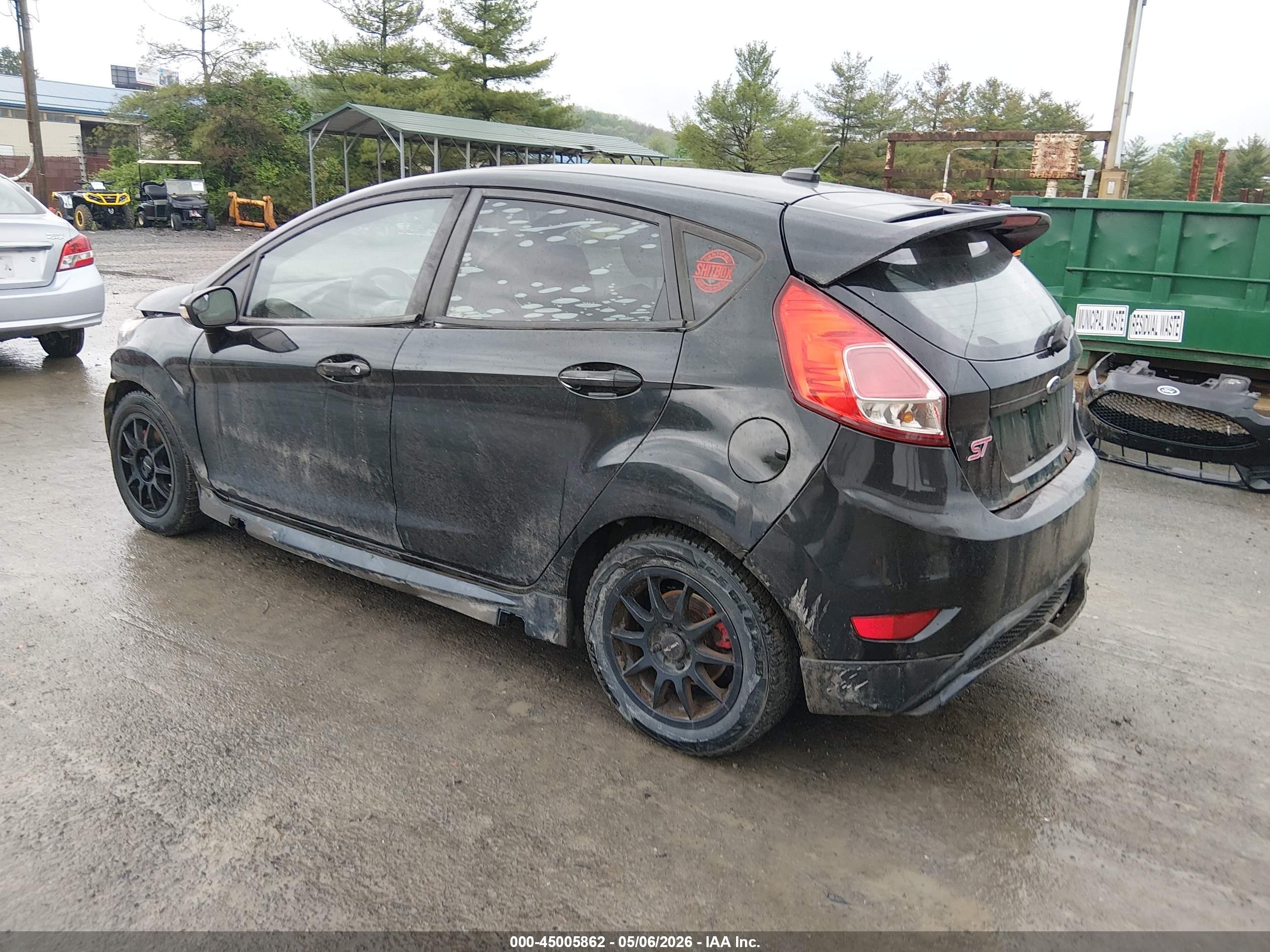 FORD FIESTA image 3
