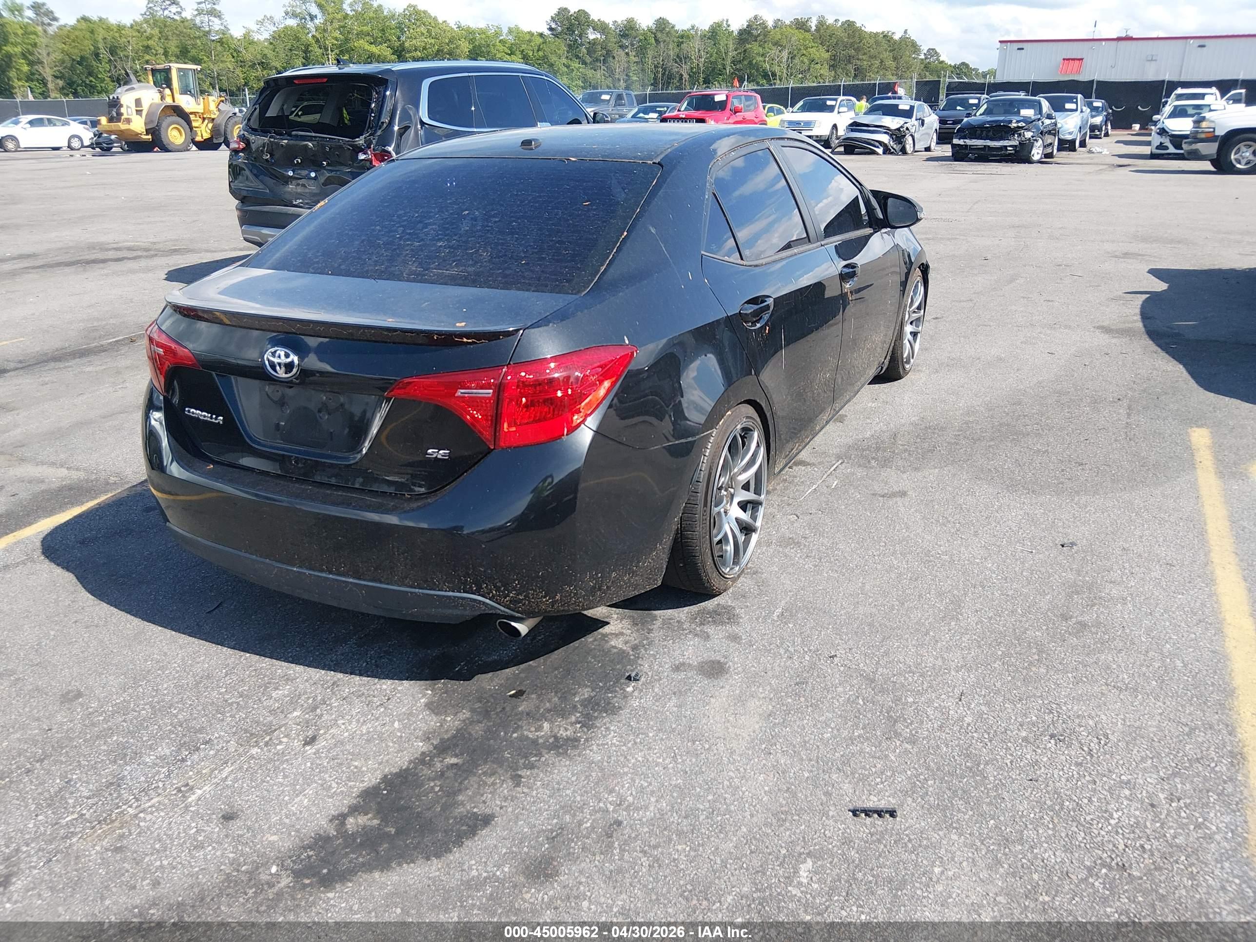 TOYOTA COROLLA image 4