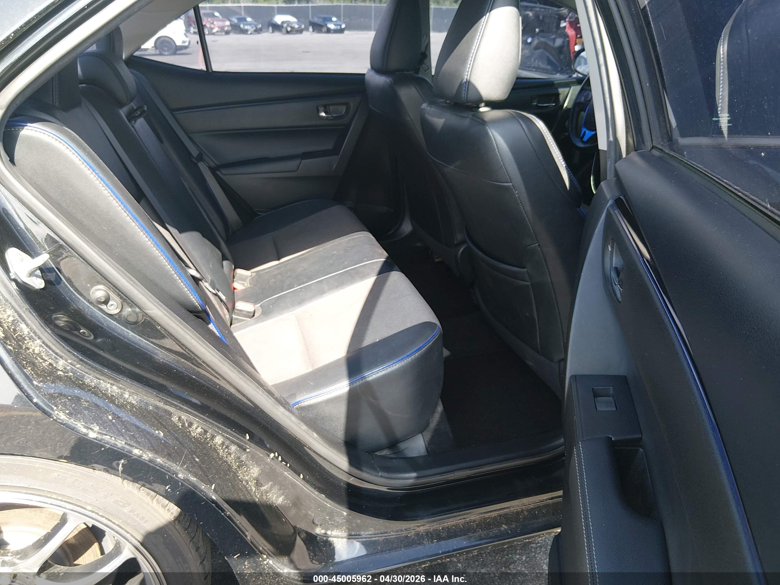 TOYOTA COROLLA image 8