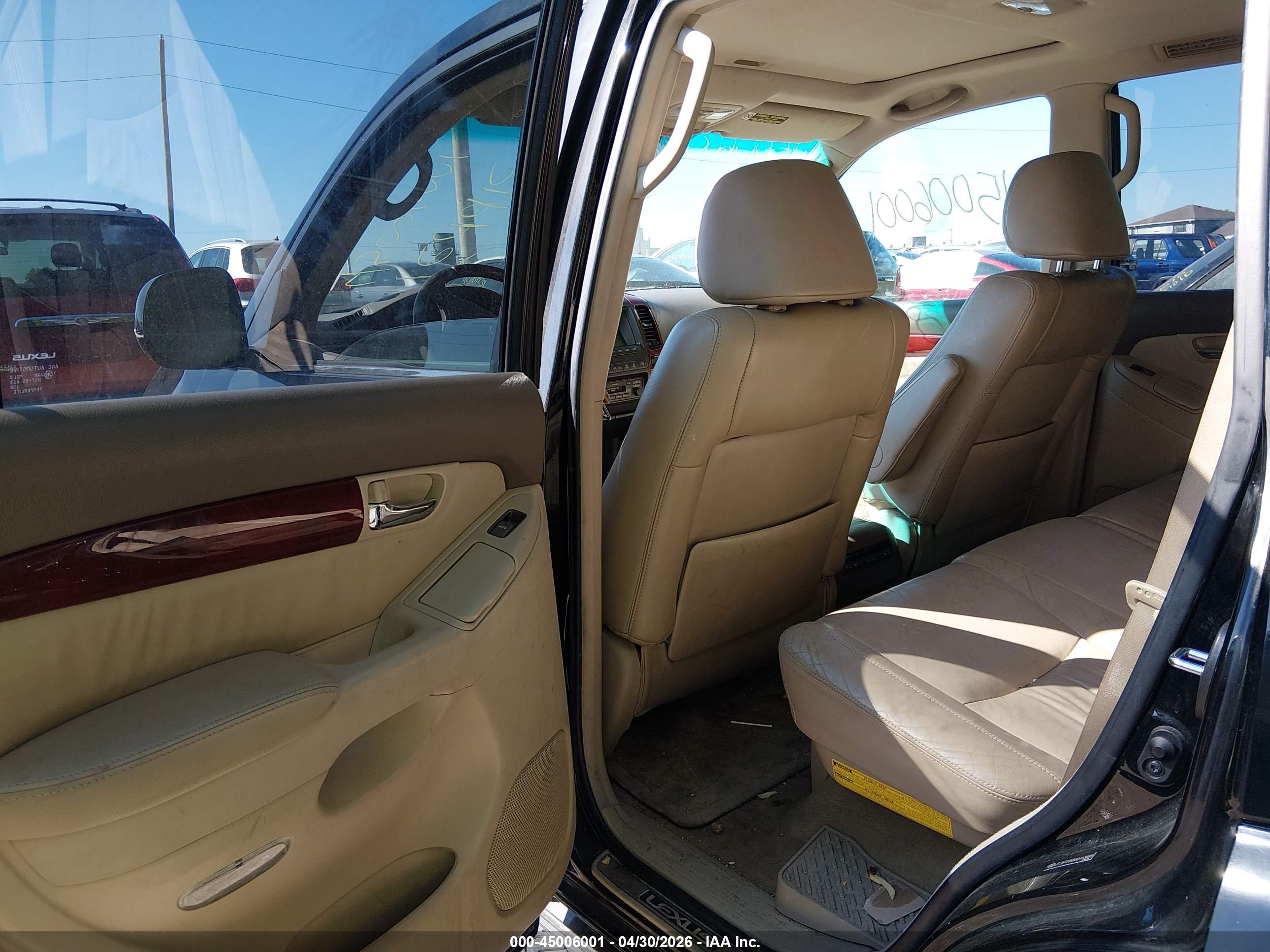 LEXUS GX image 8