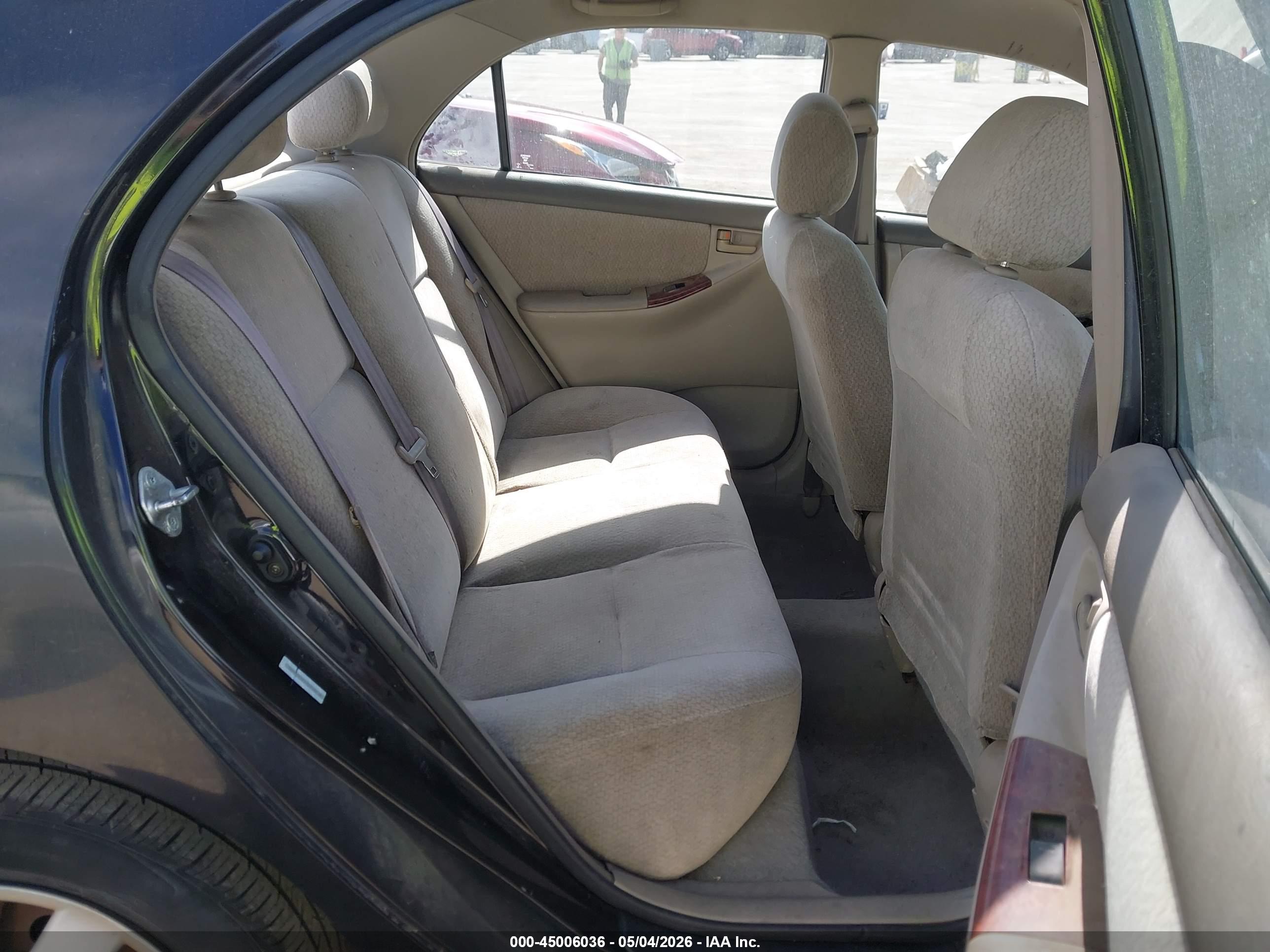TOYOTA COROLLA image 8