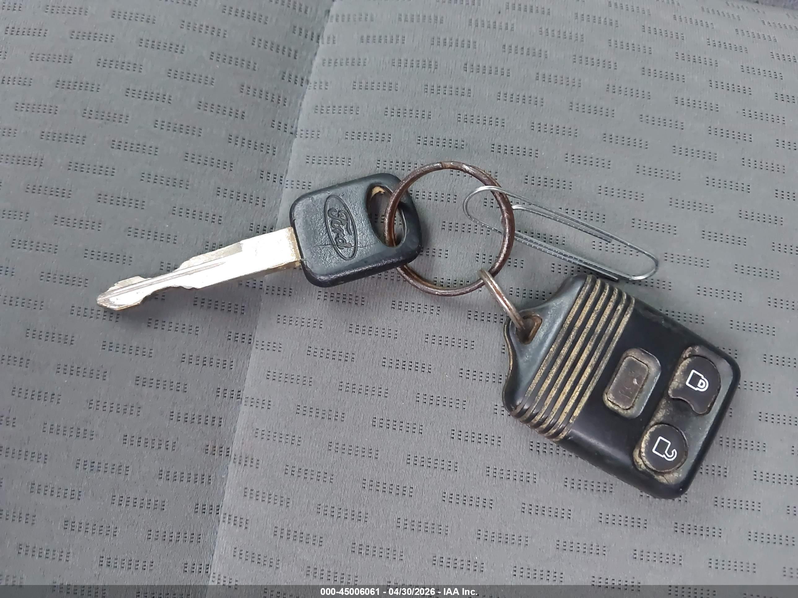 FORD E-350 image 11