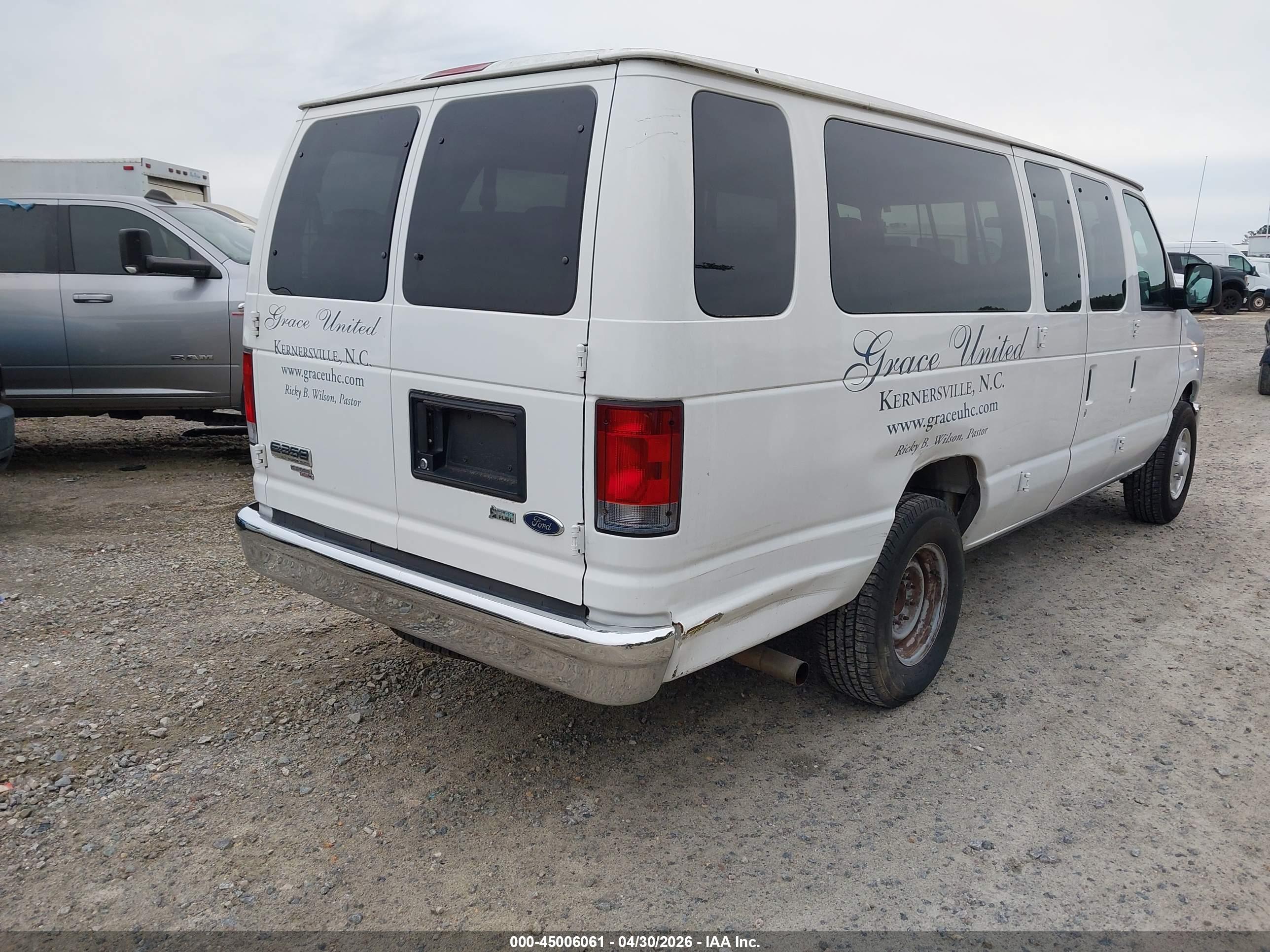 FORD E-350 image 4