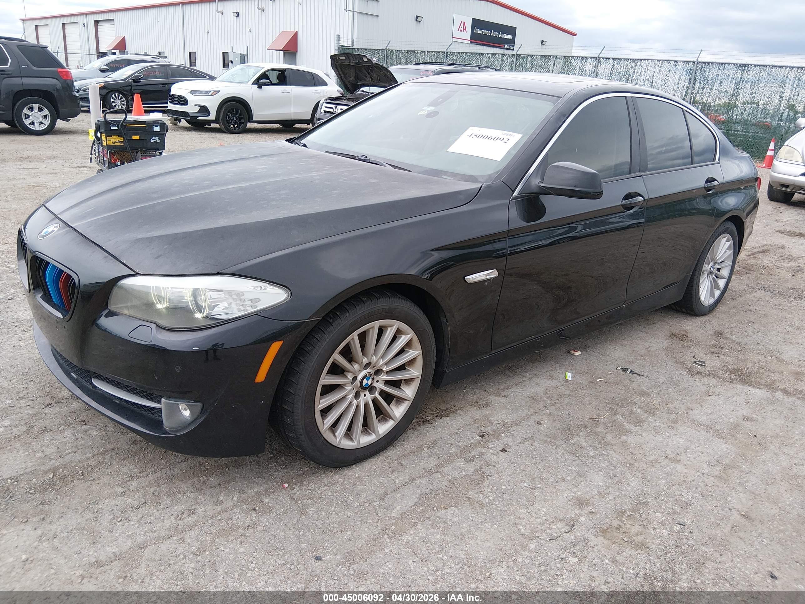 BMW 535I image 2