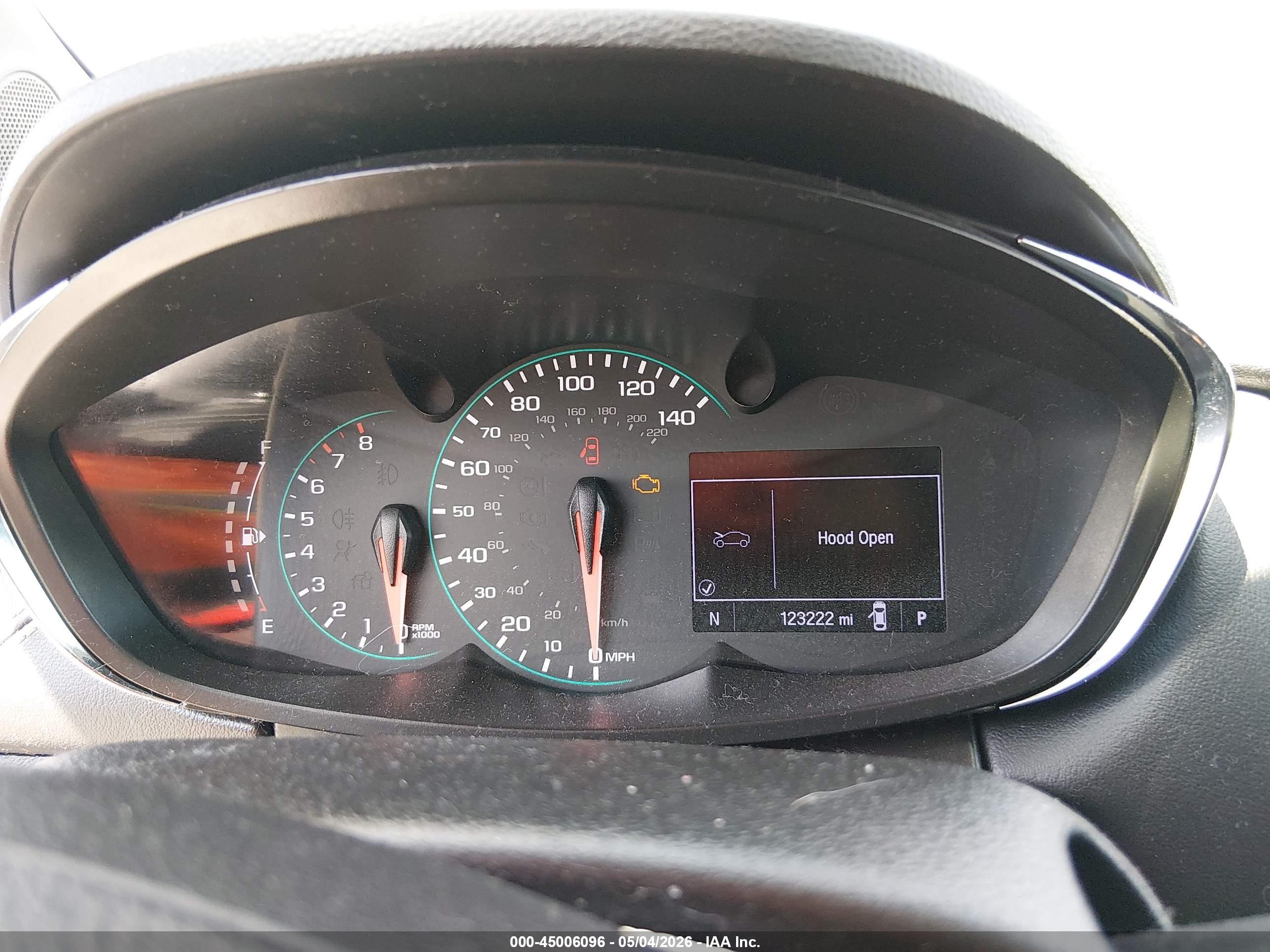 CHEVROLET TRAX image 7