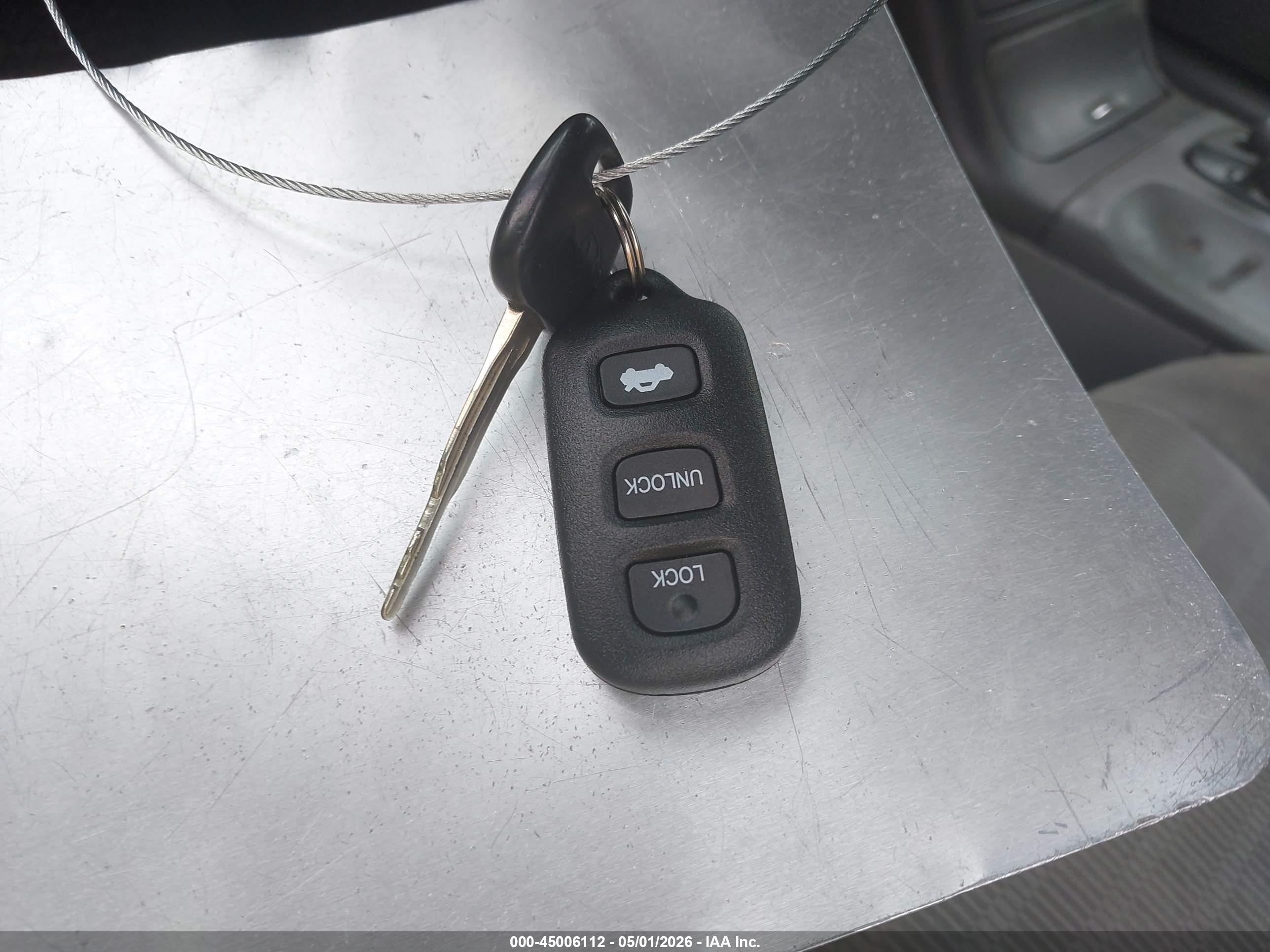 TOYOTA CAMRY image 11